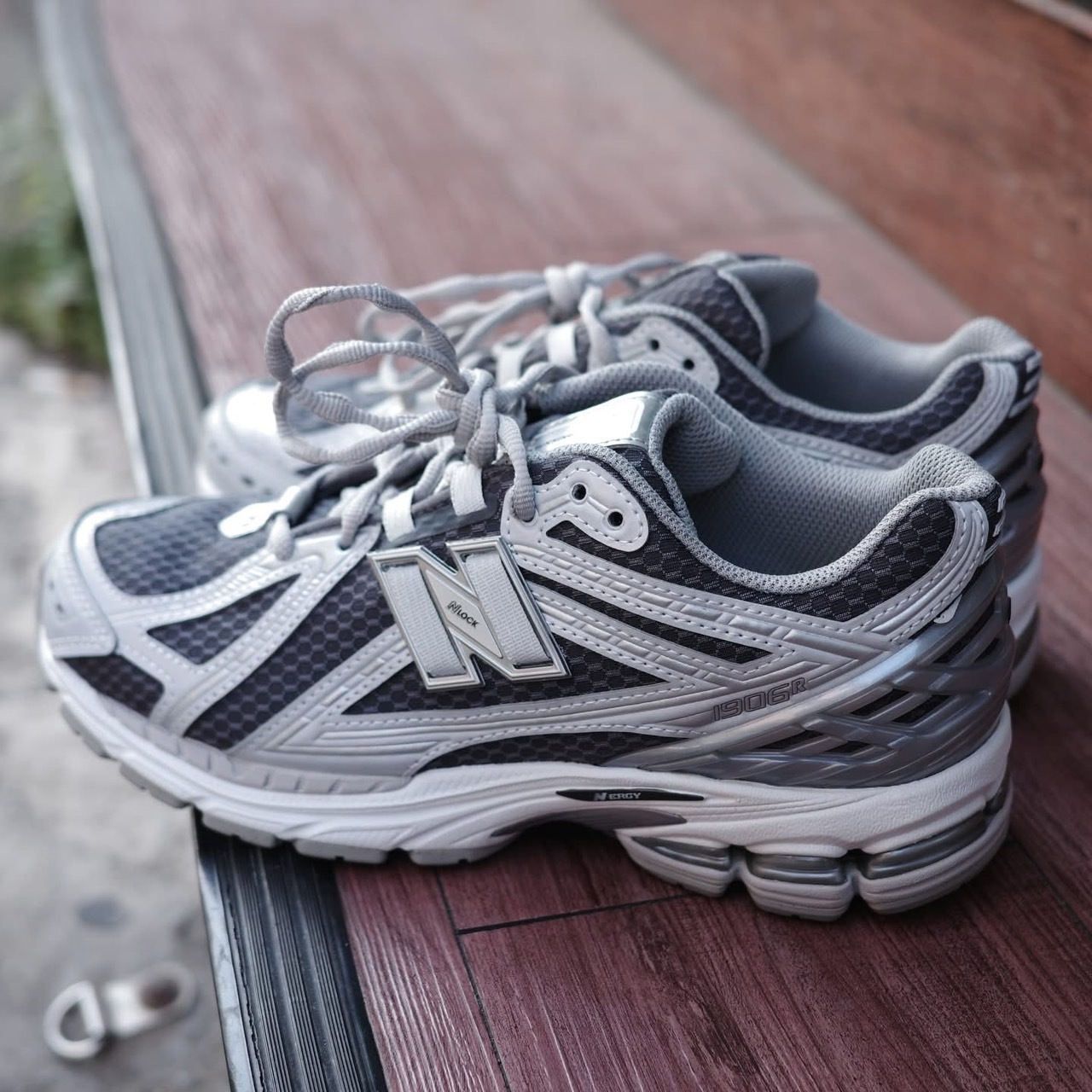 「快速出貨」 New Balance 1906R 銀灰黑 緩震 休閒鞋 穿搭 男女鞋 u1906rcl