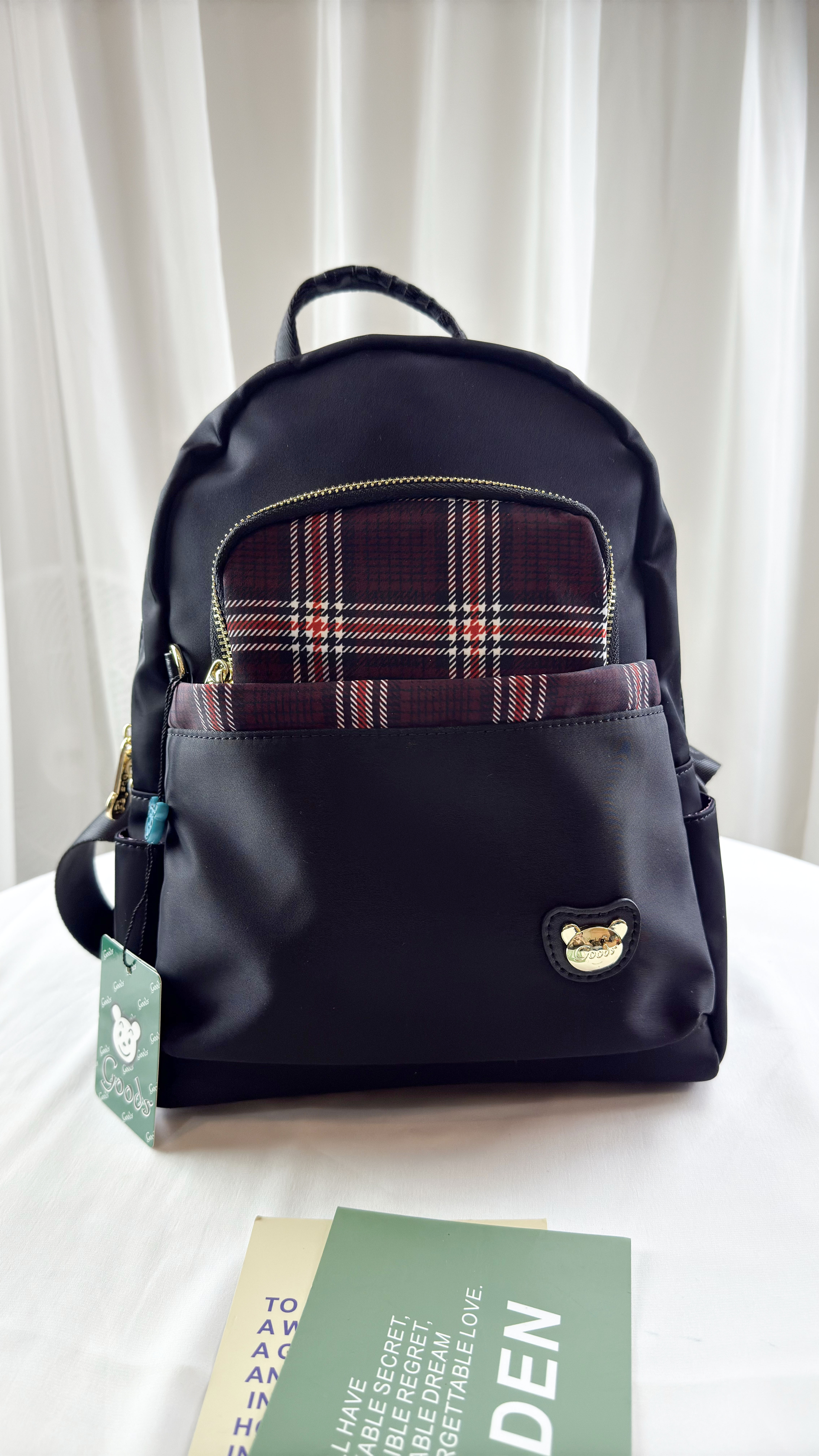 GOODS 英倫格紋紅拼色防潑水後背包 #2539