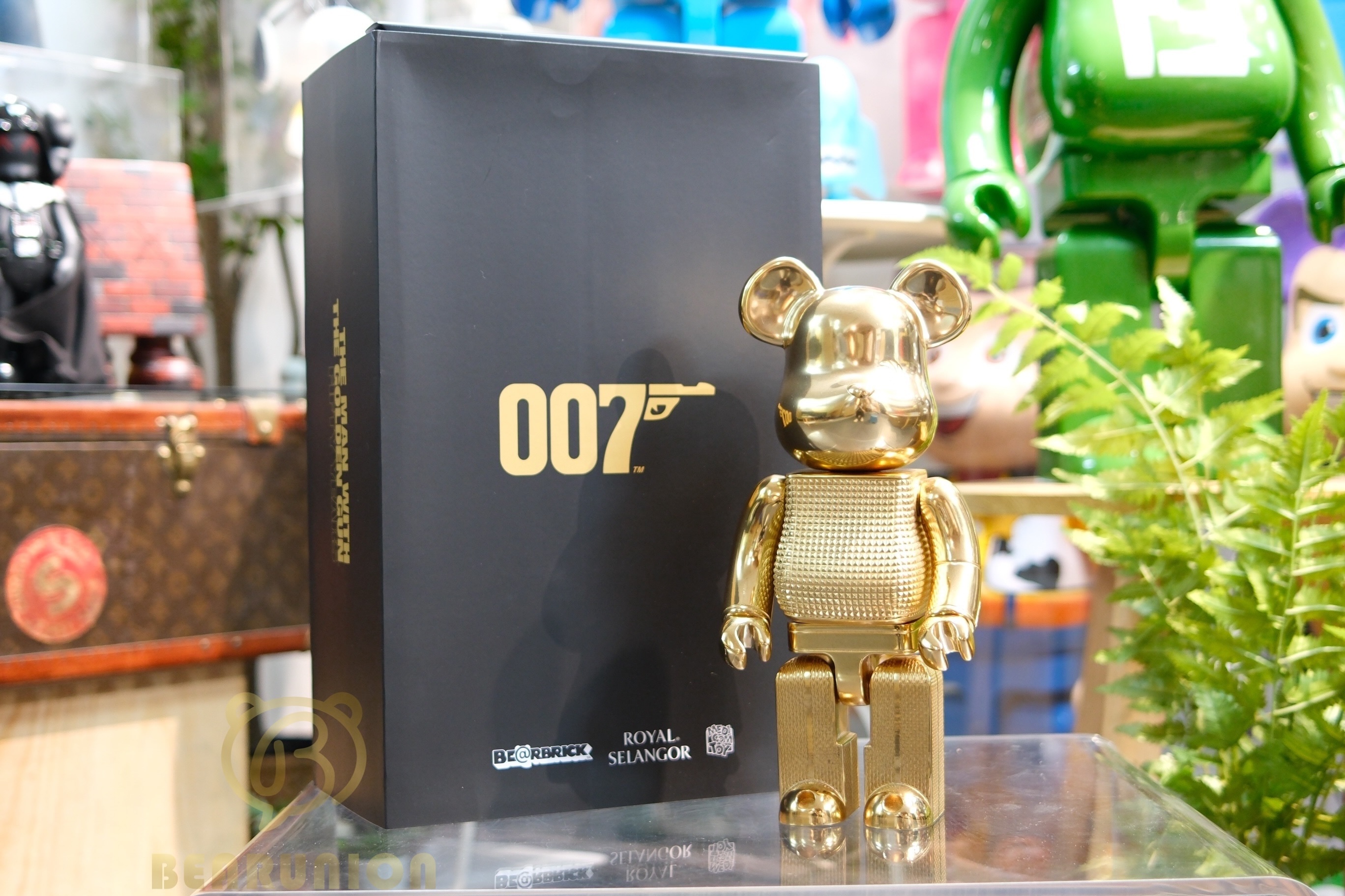 🎏預訂🎏 Bearbrick 400% ROYAL SELANGOR 007