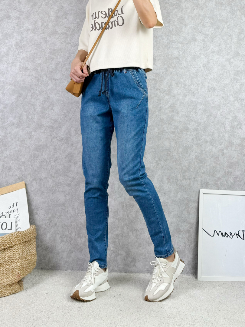 輕暖日常・勻稱顯瘦內磨毛牛仔褲