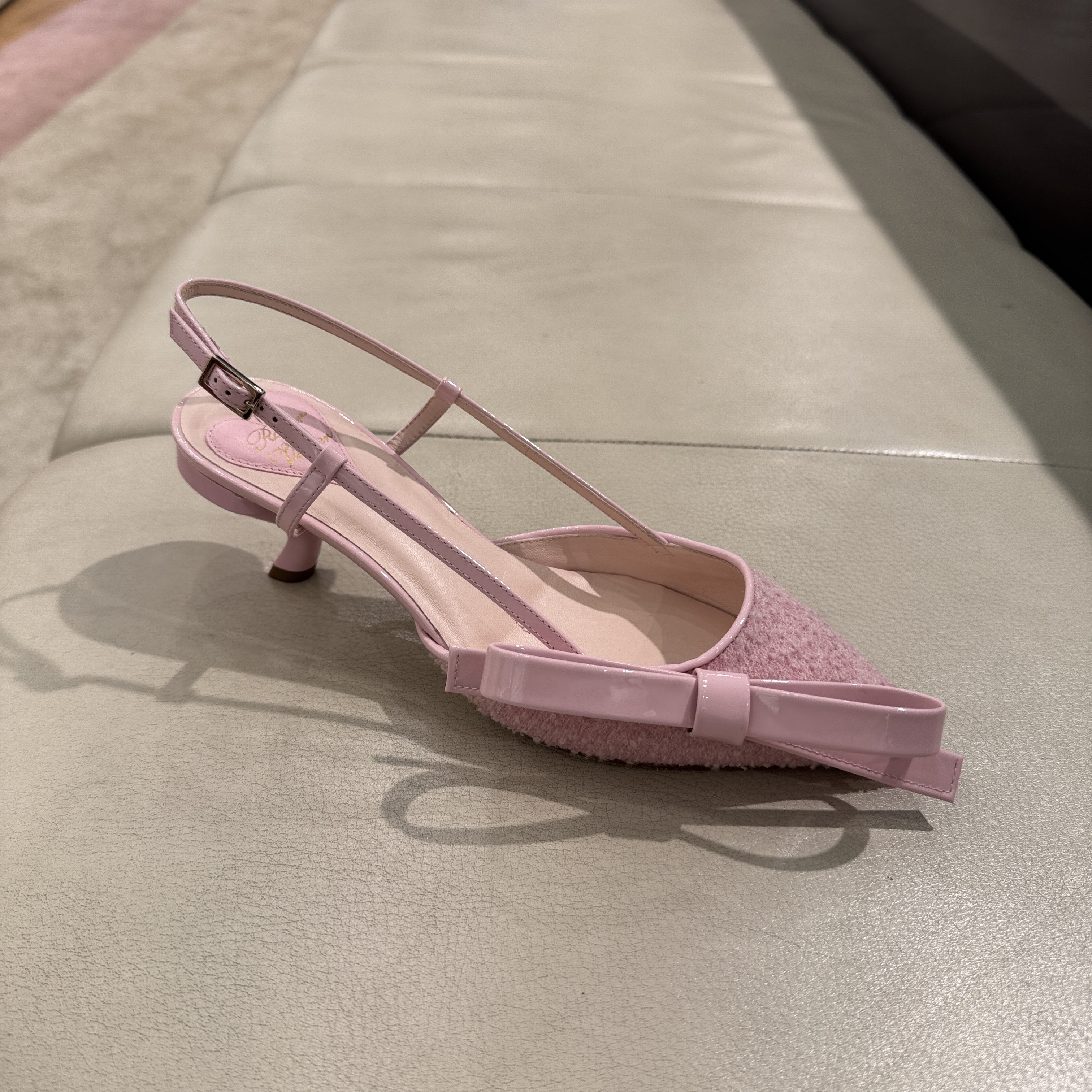 Roger Vivier RV Virgule Bow Slingback Pumps pink
