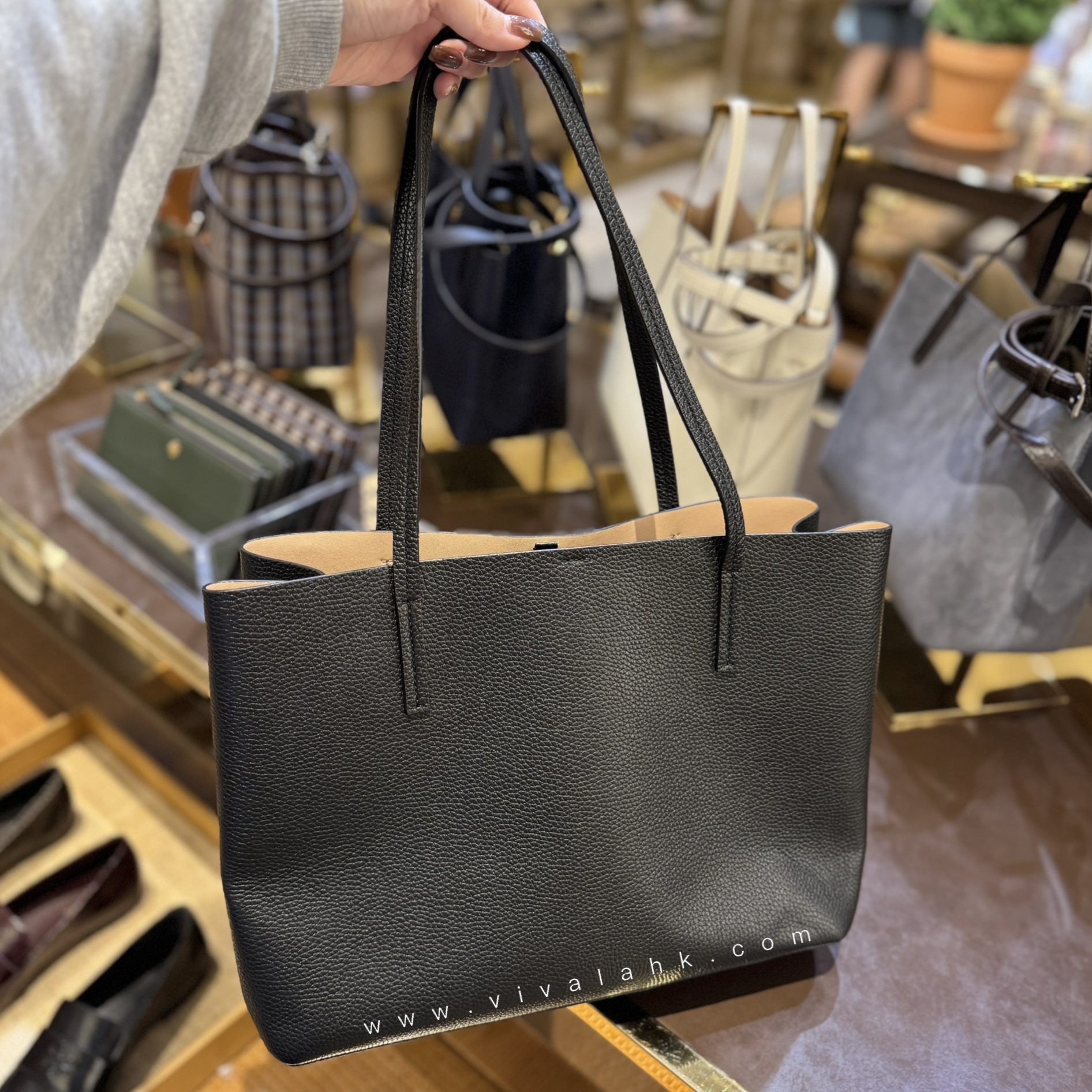 Tory Burch - Blake Center Zip Tote (170471)
