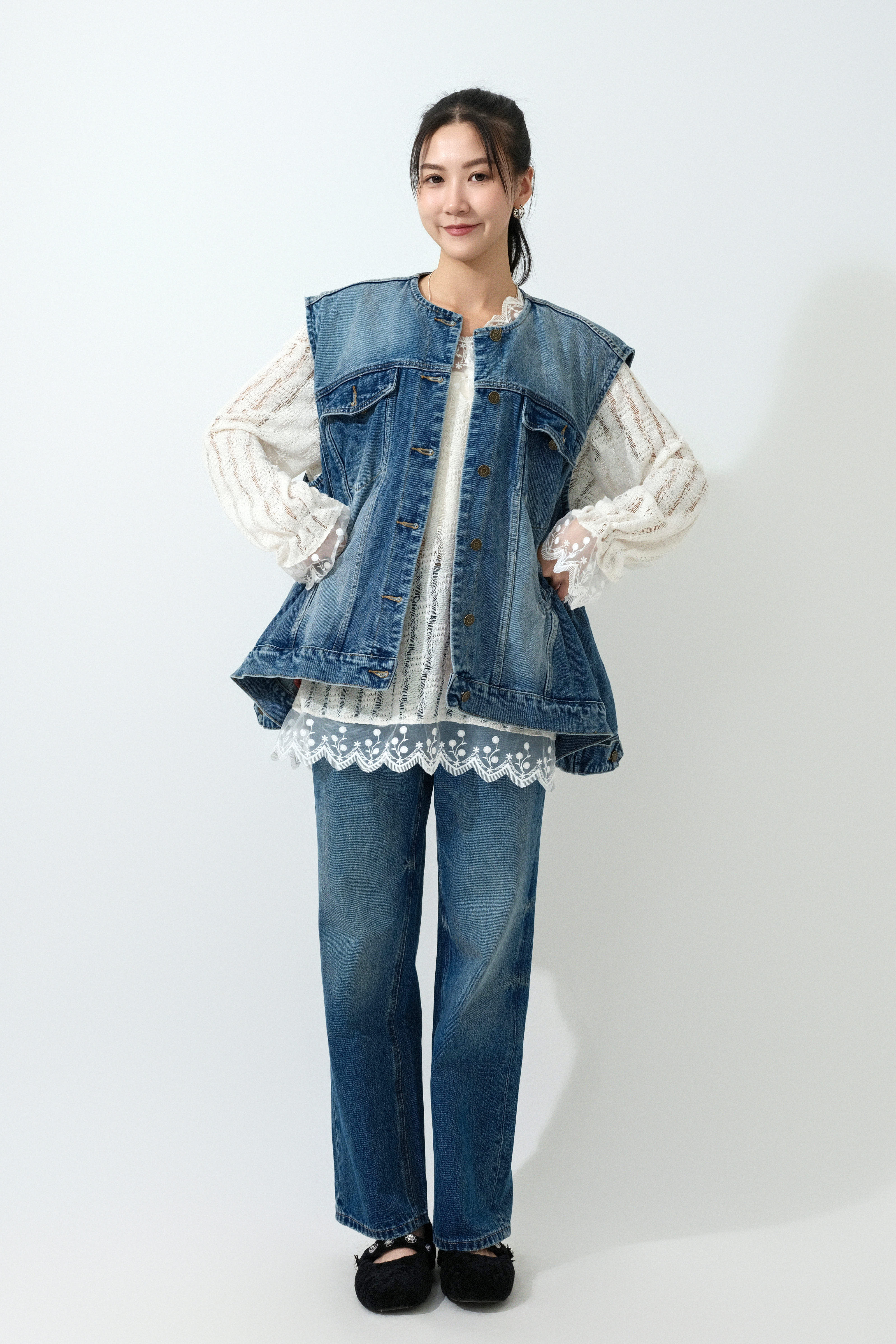 FW25_0238（外套＋上衣＋牛仔褲）