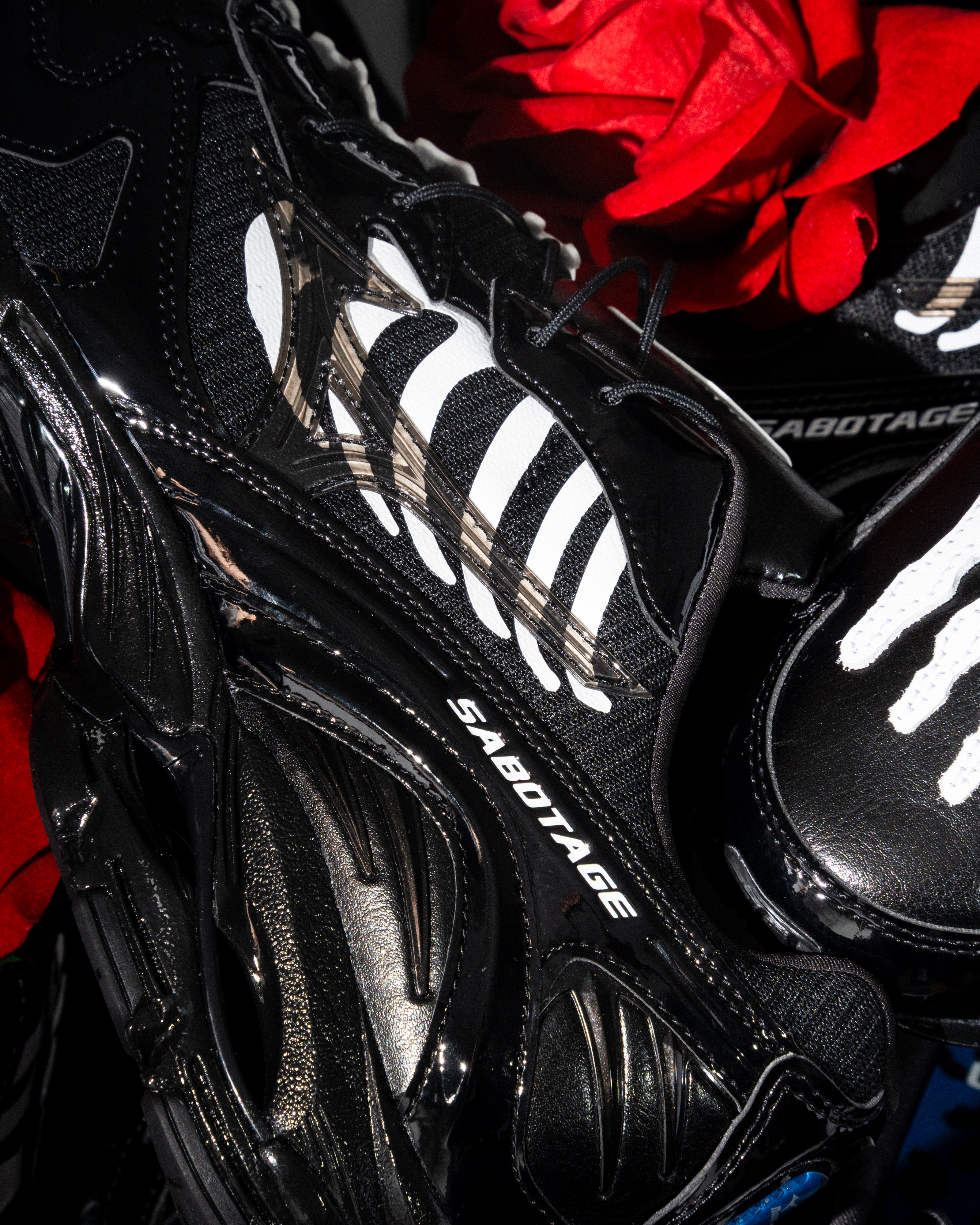 SBTG X MIZUNO WAVE RIDER 10