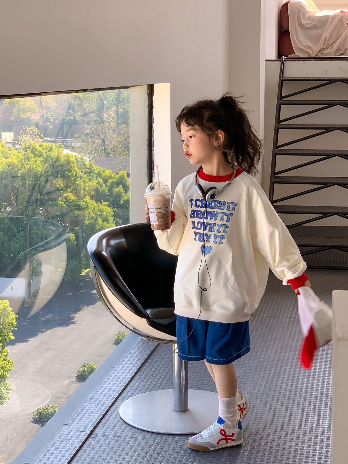 撞色寬鬆休閒上衣