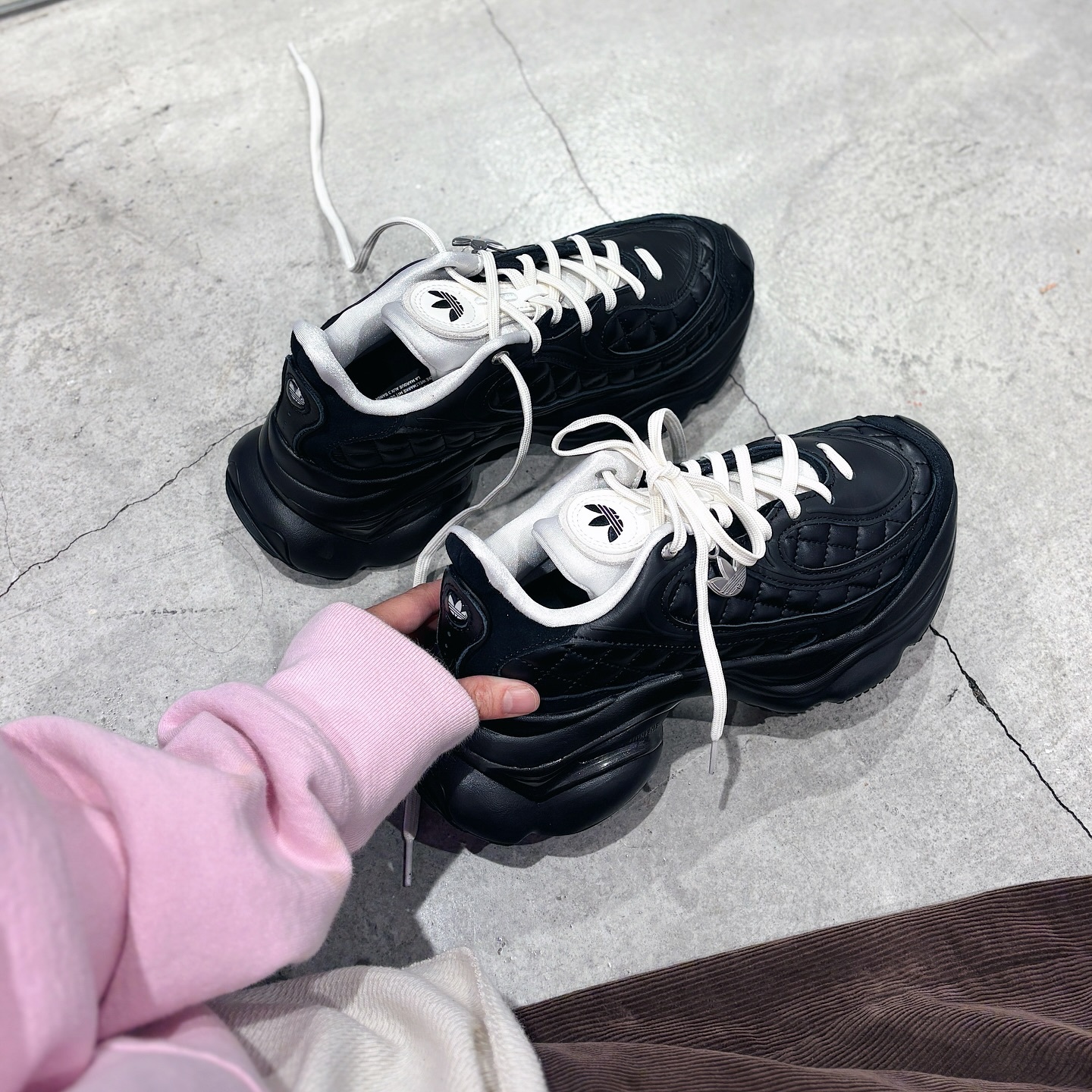 Adidas Originals Ozvenuz 日本新款 黑色 小香風 菱格紋 黑白 增高 厚底鞋 KJ3972