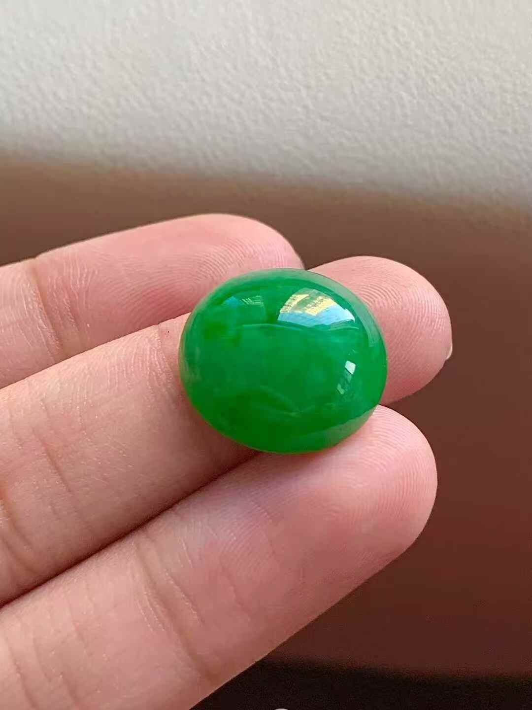 1122372 翡翠蛋面