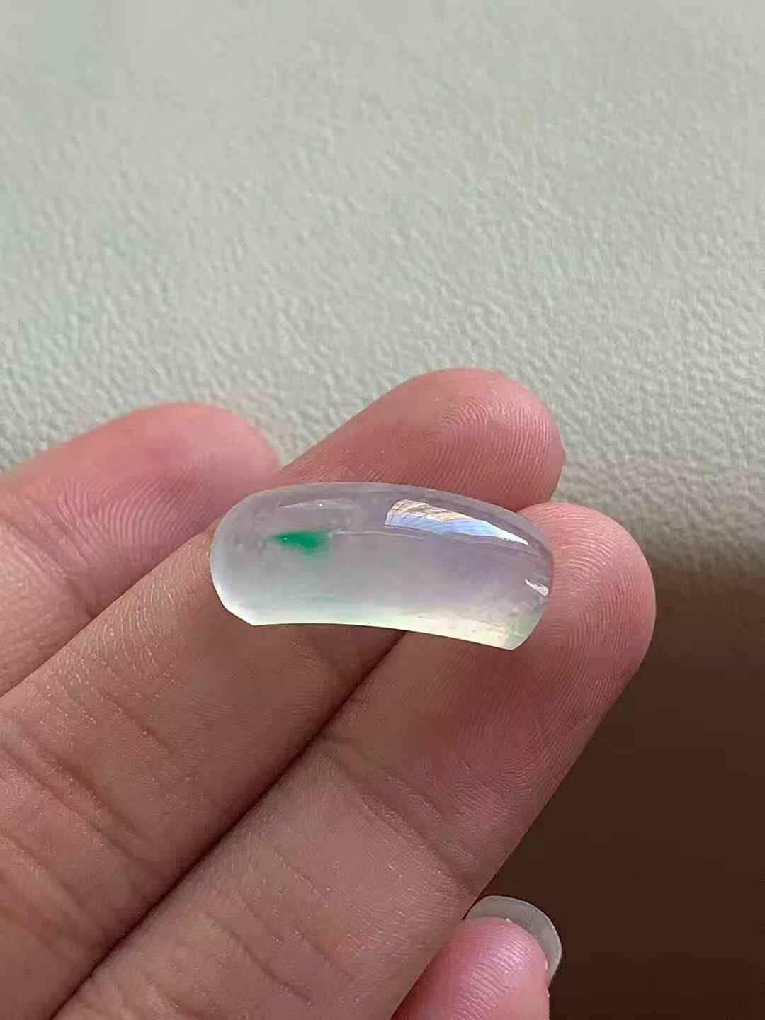 1122373 翡翠馬鞍