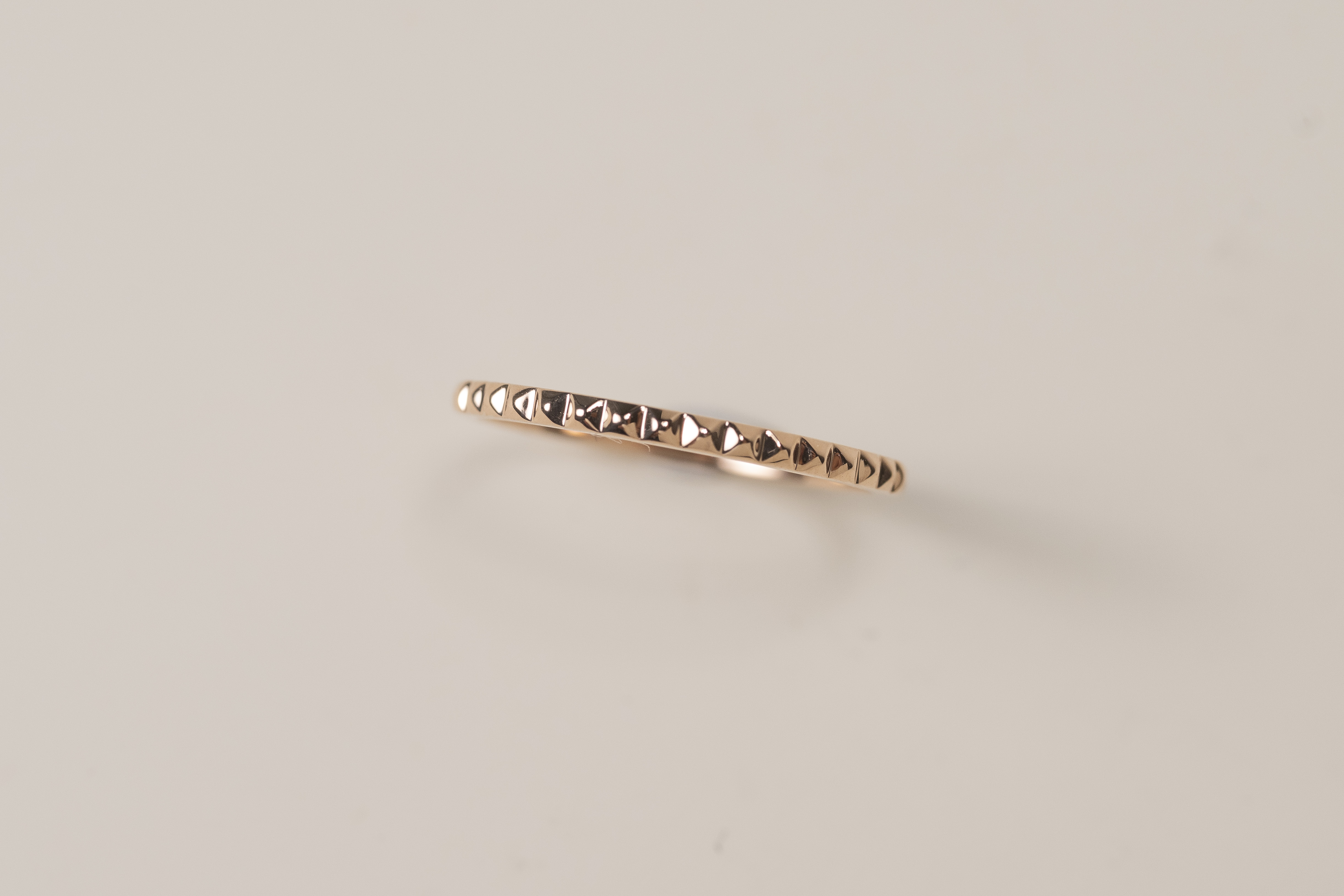 18K Rivet Ring