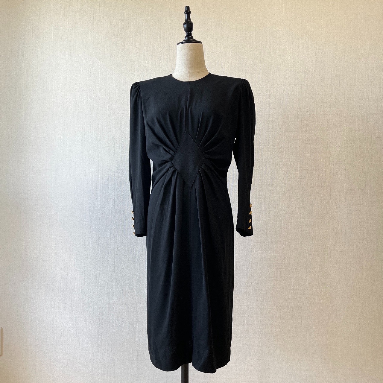 日本製黑色高貴修腰洋裝