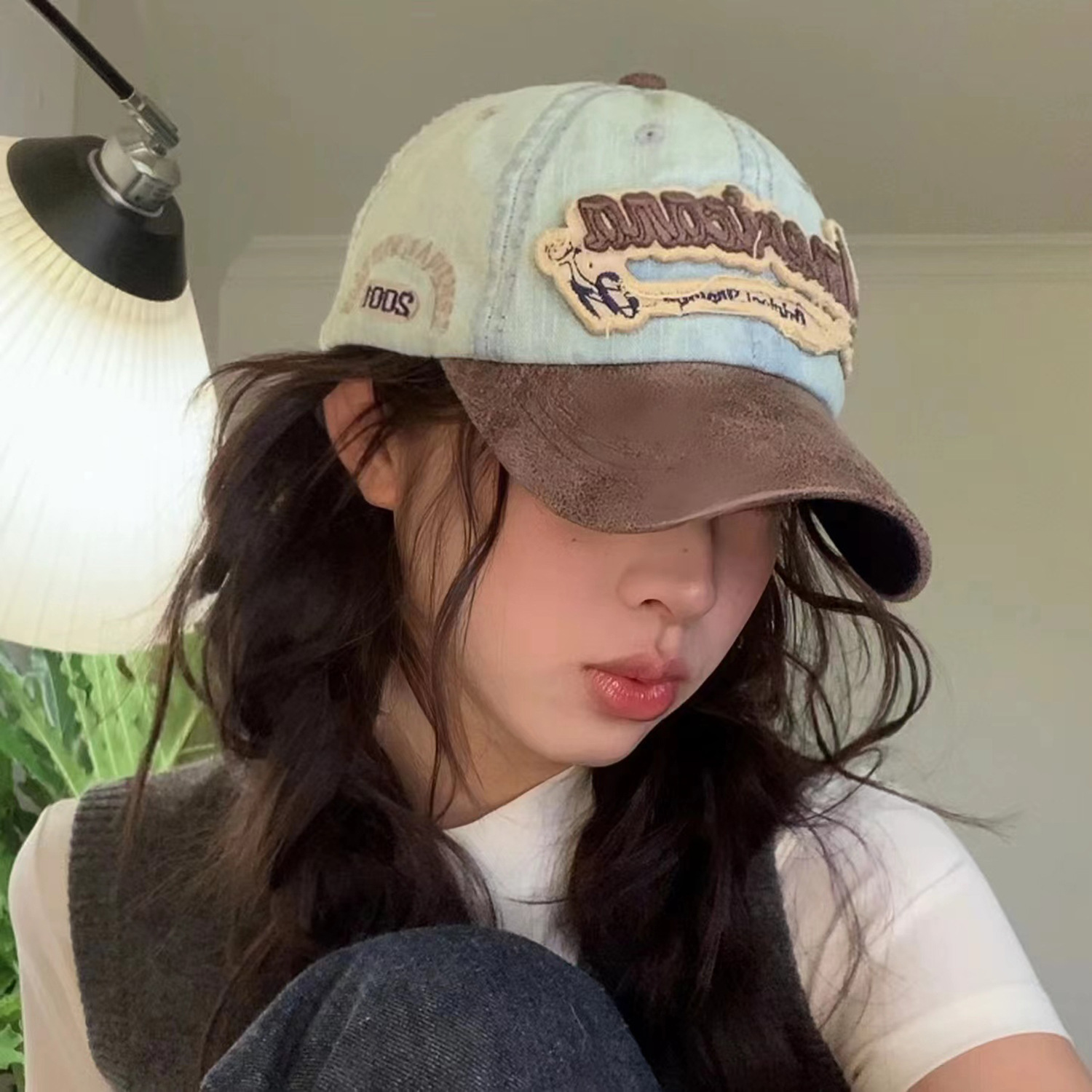 Distressed English Letter Baseball Cap