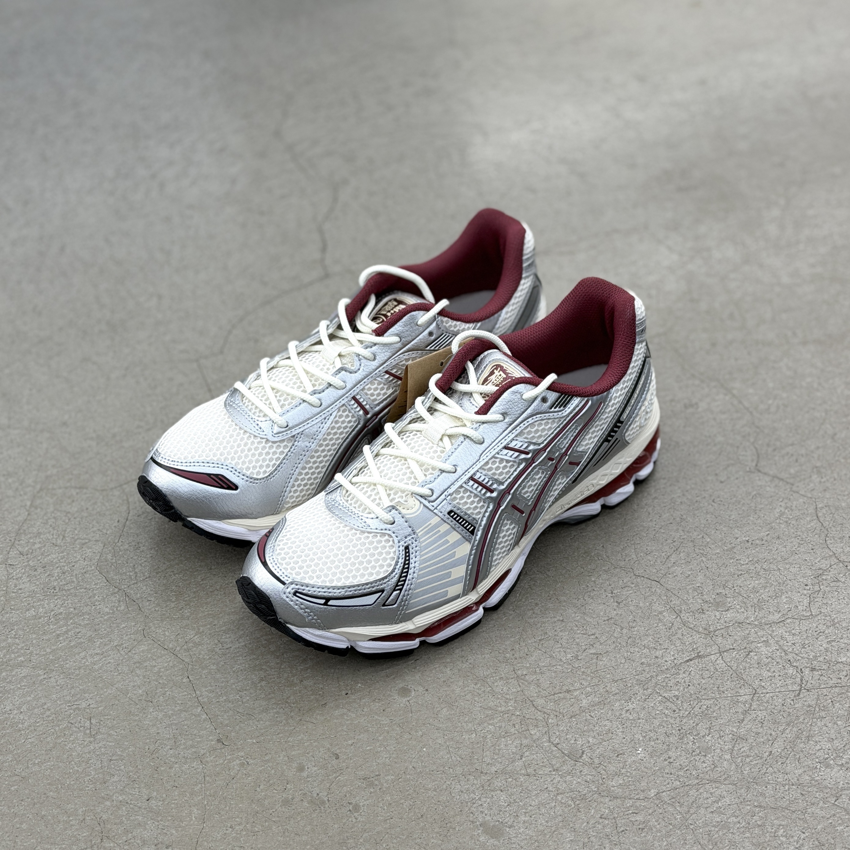 Asics Gel-Kayano 12.1 White Red l 1203A759-102