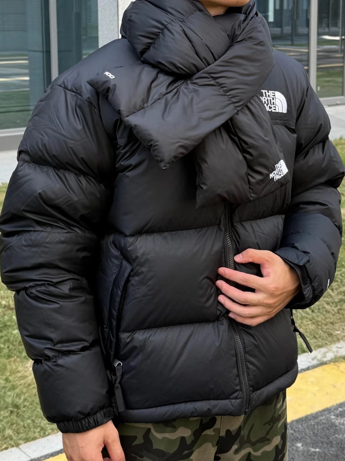 THE NORTH FACE 北臉 700蓬鵝絨 麵包 圍巾