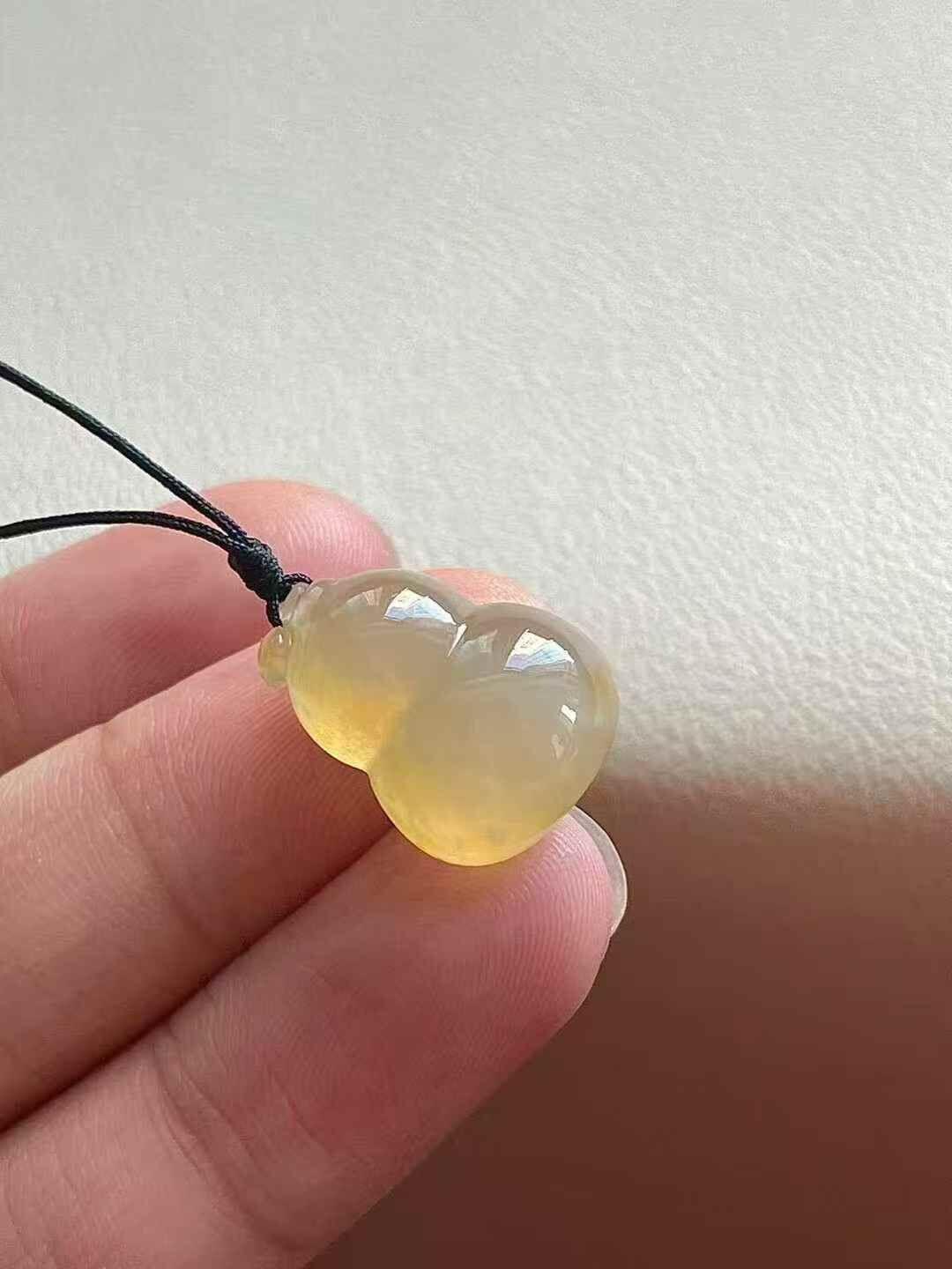 1122376 翡翠黃翡葫蘆