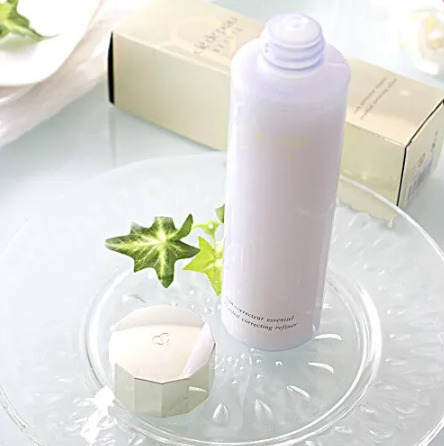 WSBB9982  Cle de Peau Beaute 肌膚之鑰肌膚矯正精華美容液170mL (現貨K28)