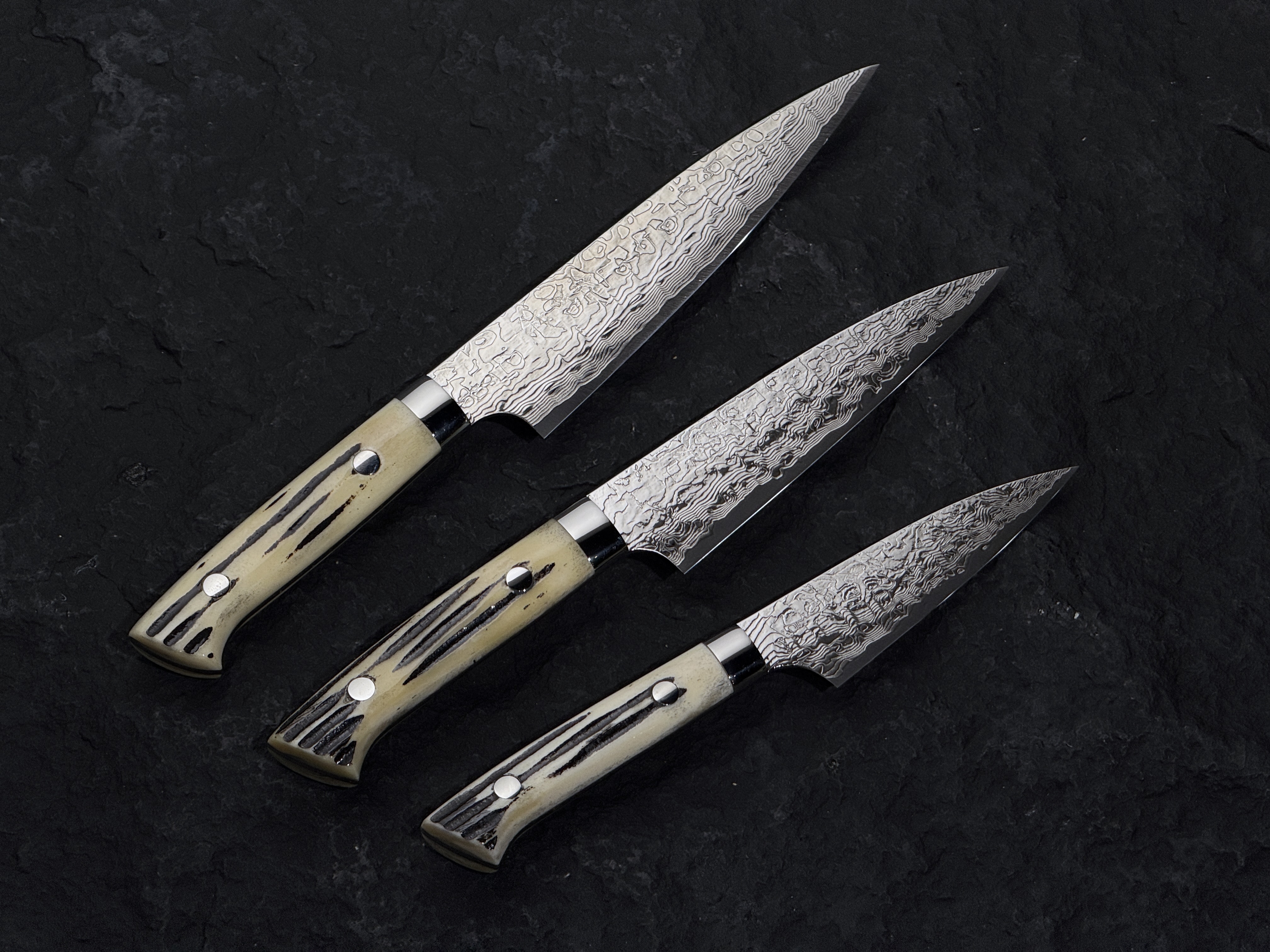 佐治武士 SG2 鑽石大馬士革鋼 小刀 白牛骨柄