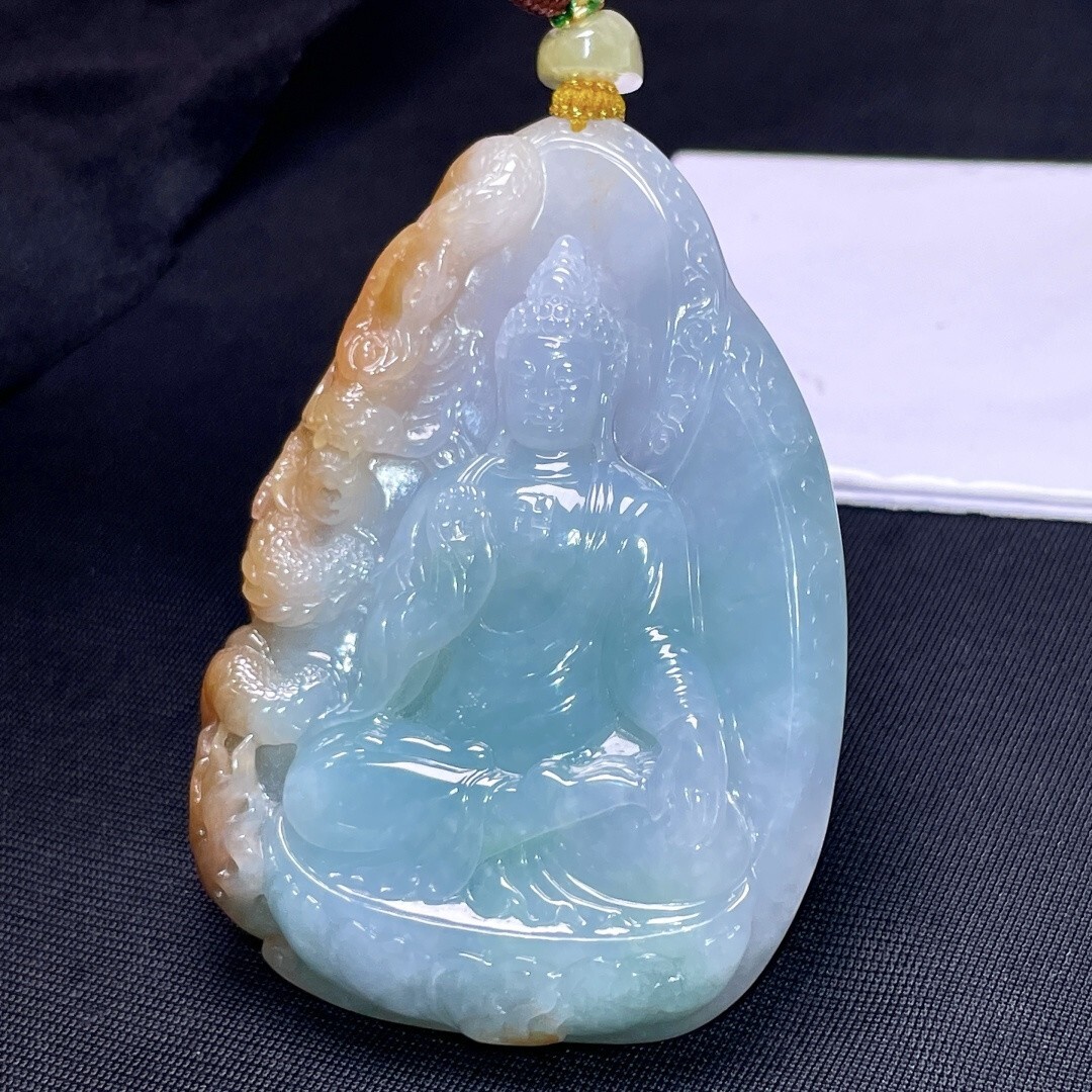 1122424 翡翠大日如來吊墜