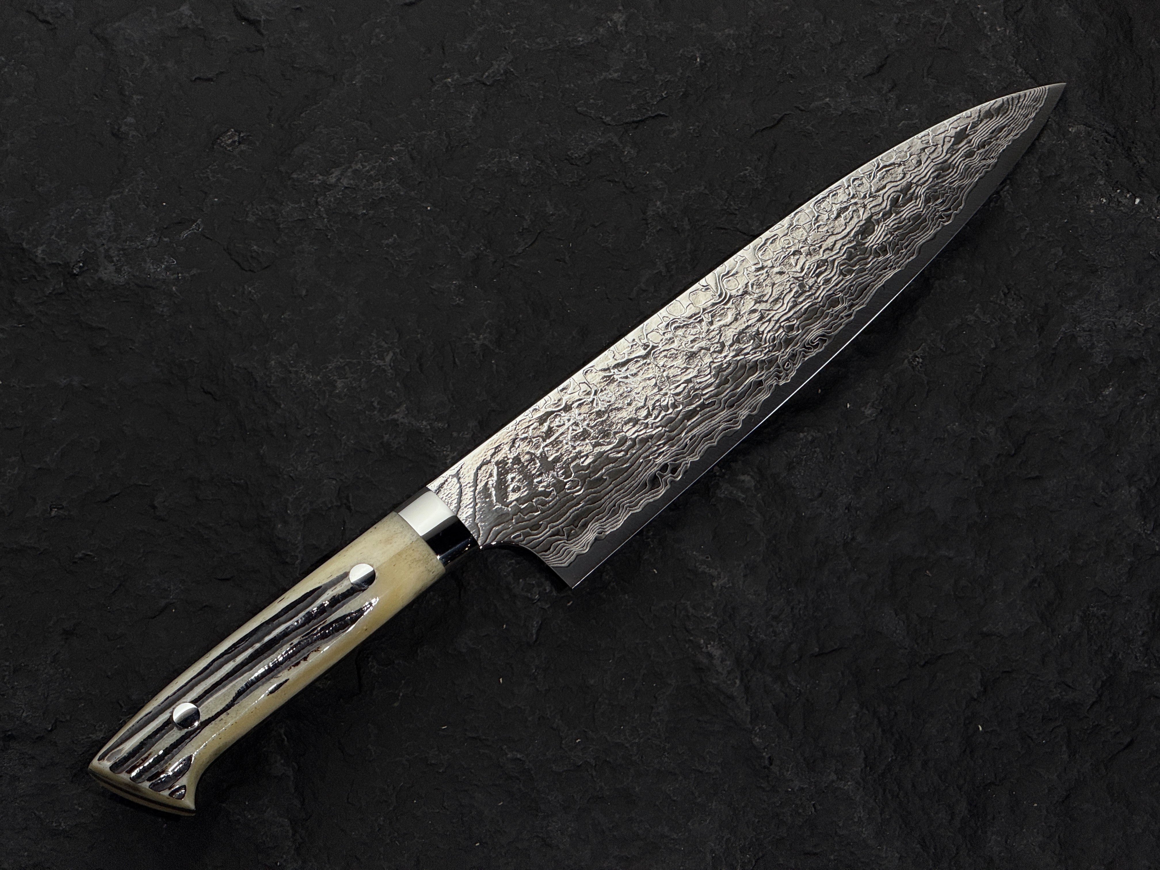 佐治武士 SG2 鑽石大馬士革鋼 牛刀 白牛骨柄