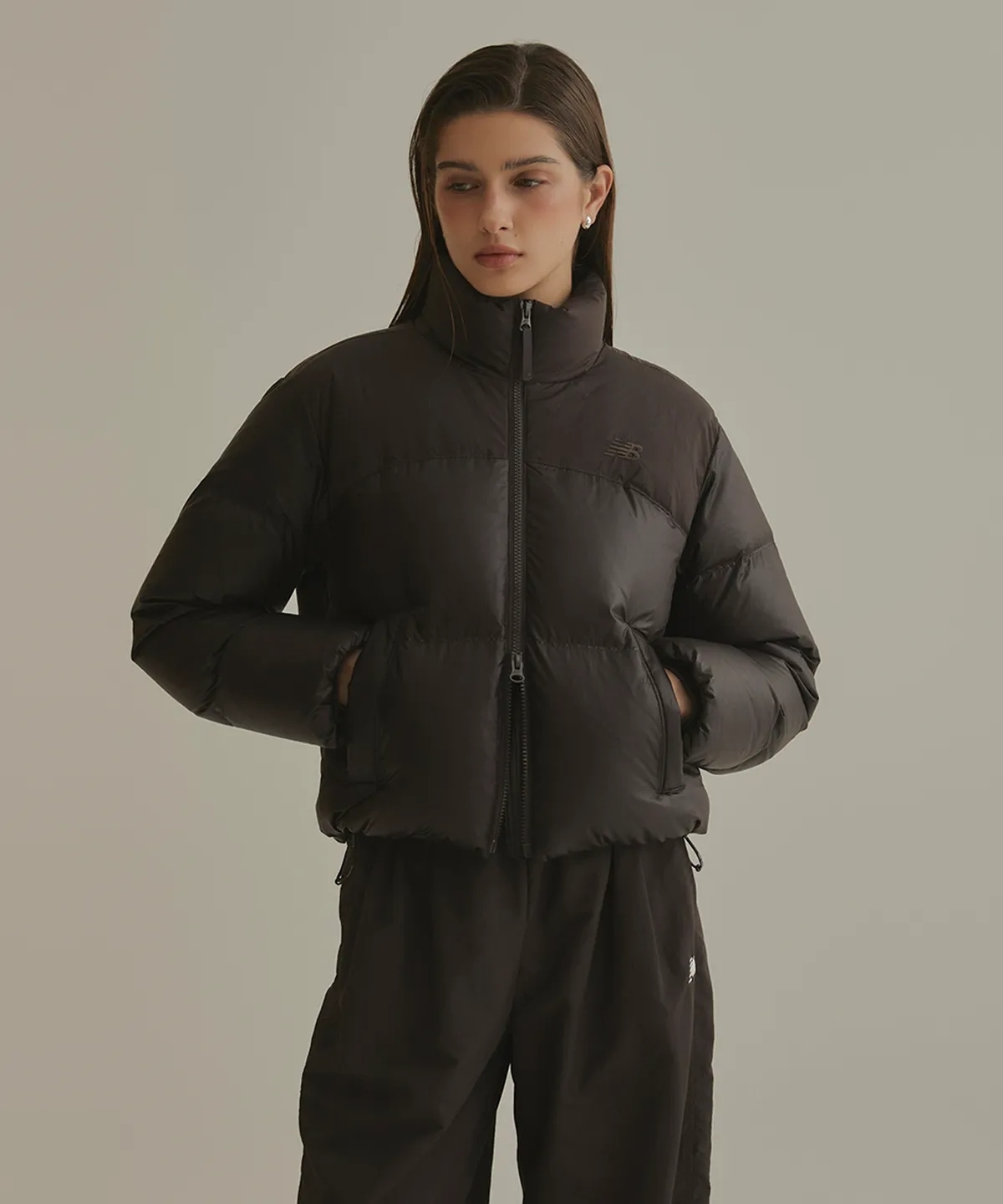 【代購】NEW BALANCE WOMEN NBNPF4W032 女款 Active 短版羽絨外套（WINTER 同款）