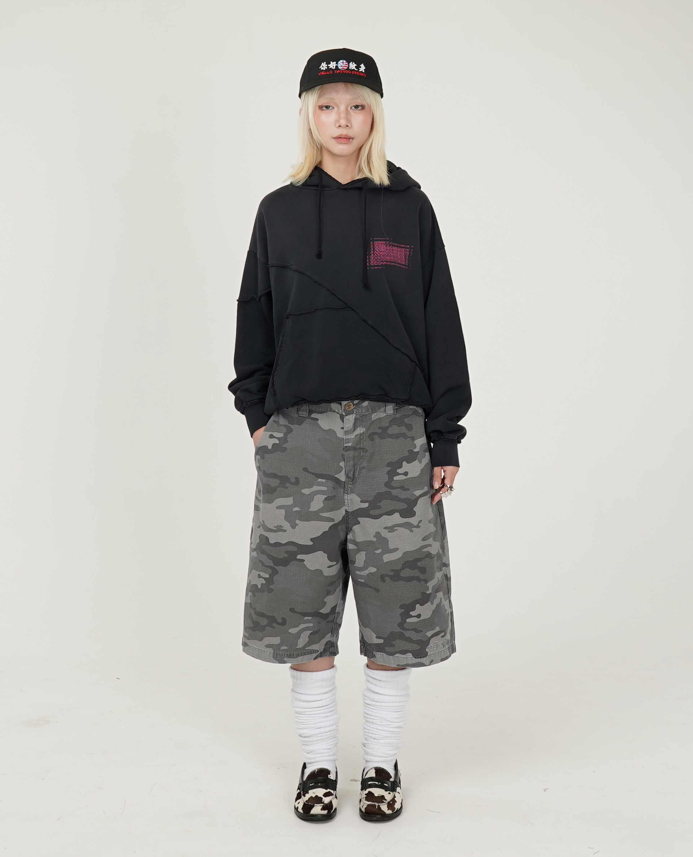 Cash Only Halfway Shorts - 25FW