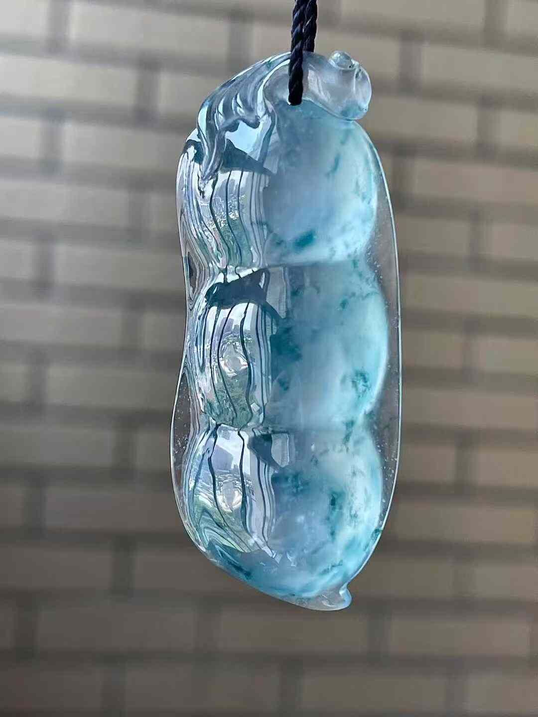 11225541 翡翠玻璃種飄藍花福豆吊墜