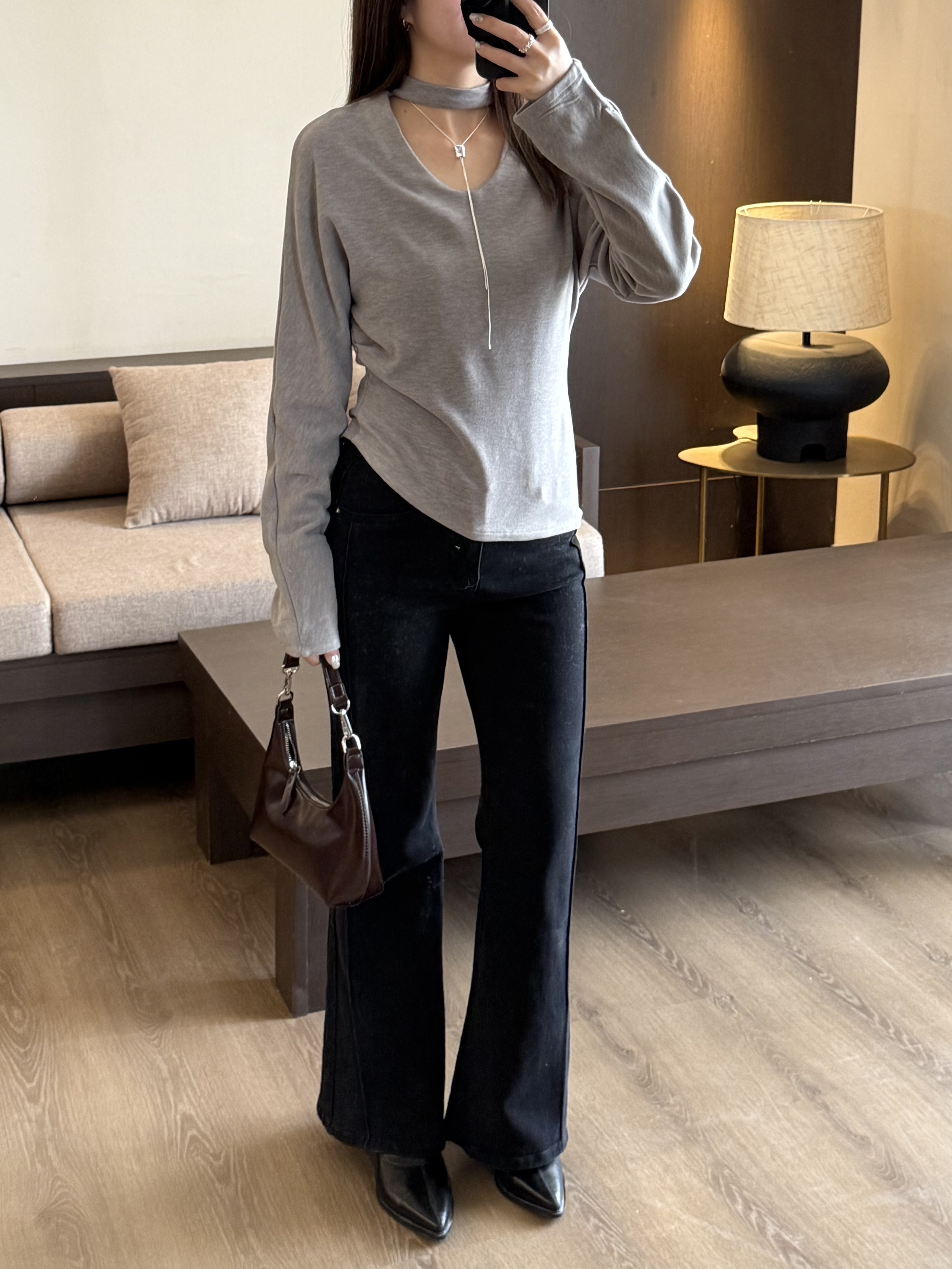 繞脖修身長袖上衣