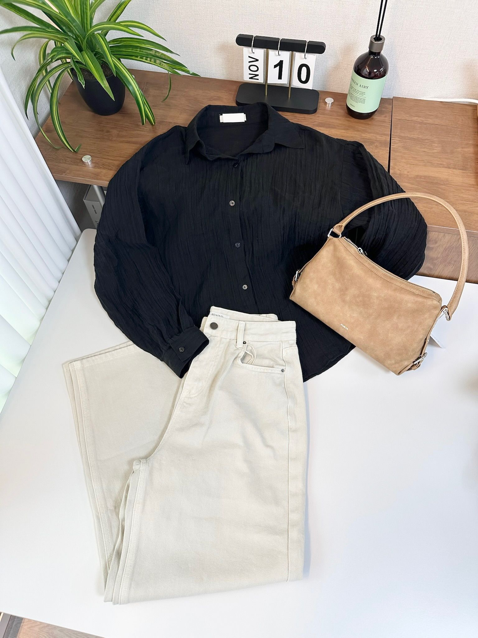 圓鈕簡約直腳褲(米色)