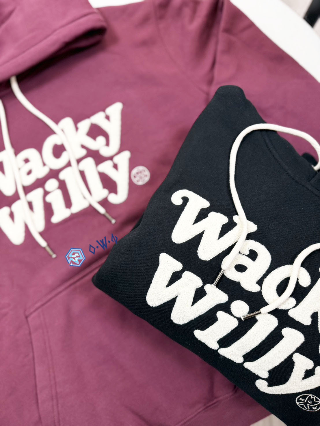 【OWN】Wacky Willy 連帽上衣 刷毛 立體LOGO 厚磅 經典款 小黃人 不分男女 黑色 酒紅