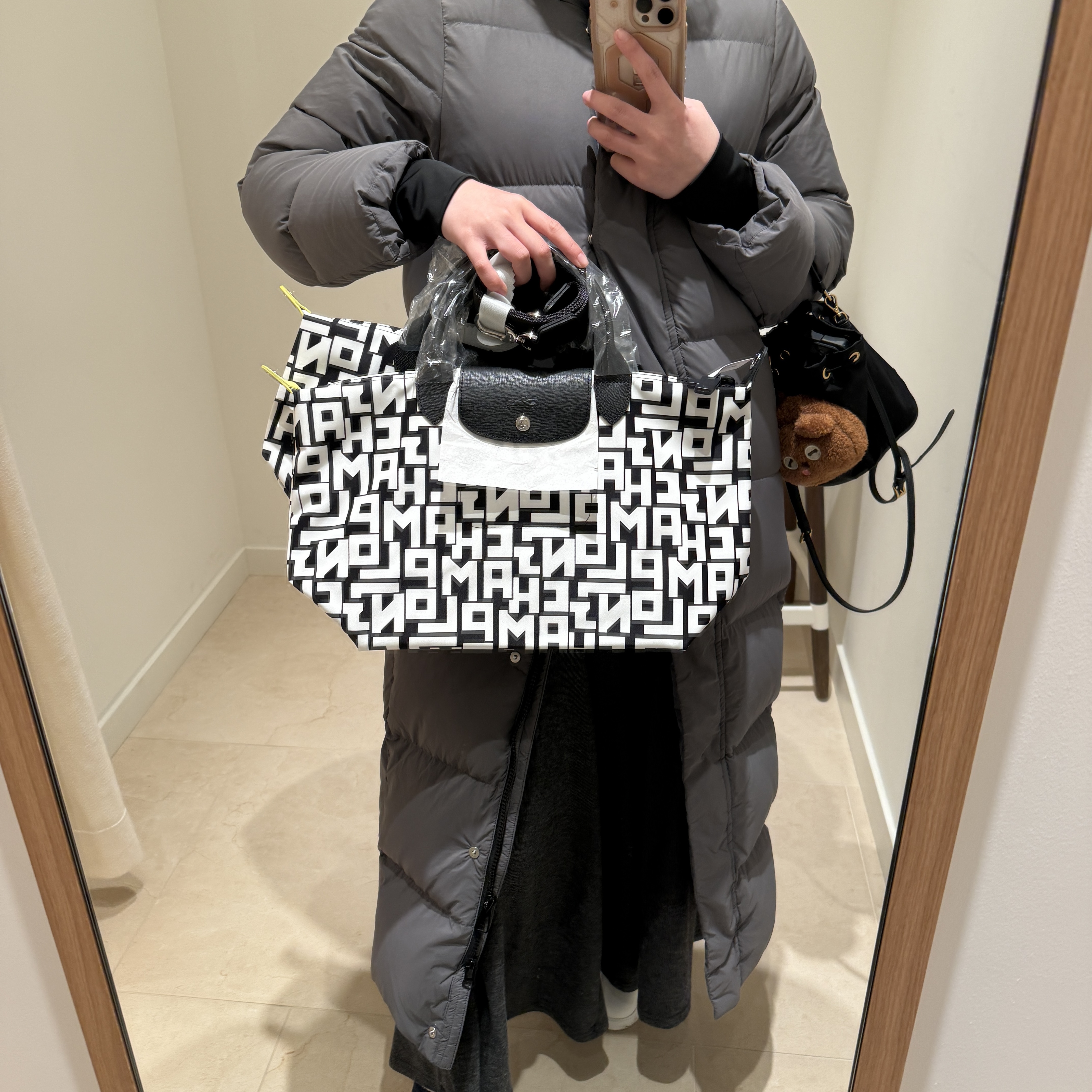 Longchamp Logo pattern Medium tote bag black and white L1515