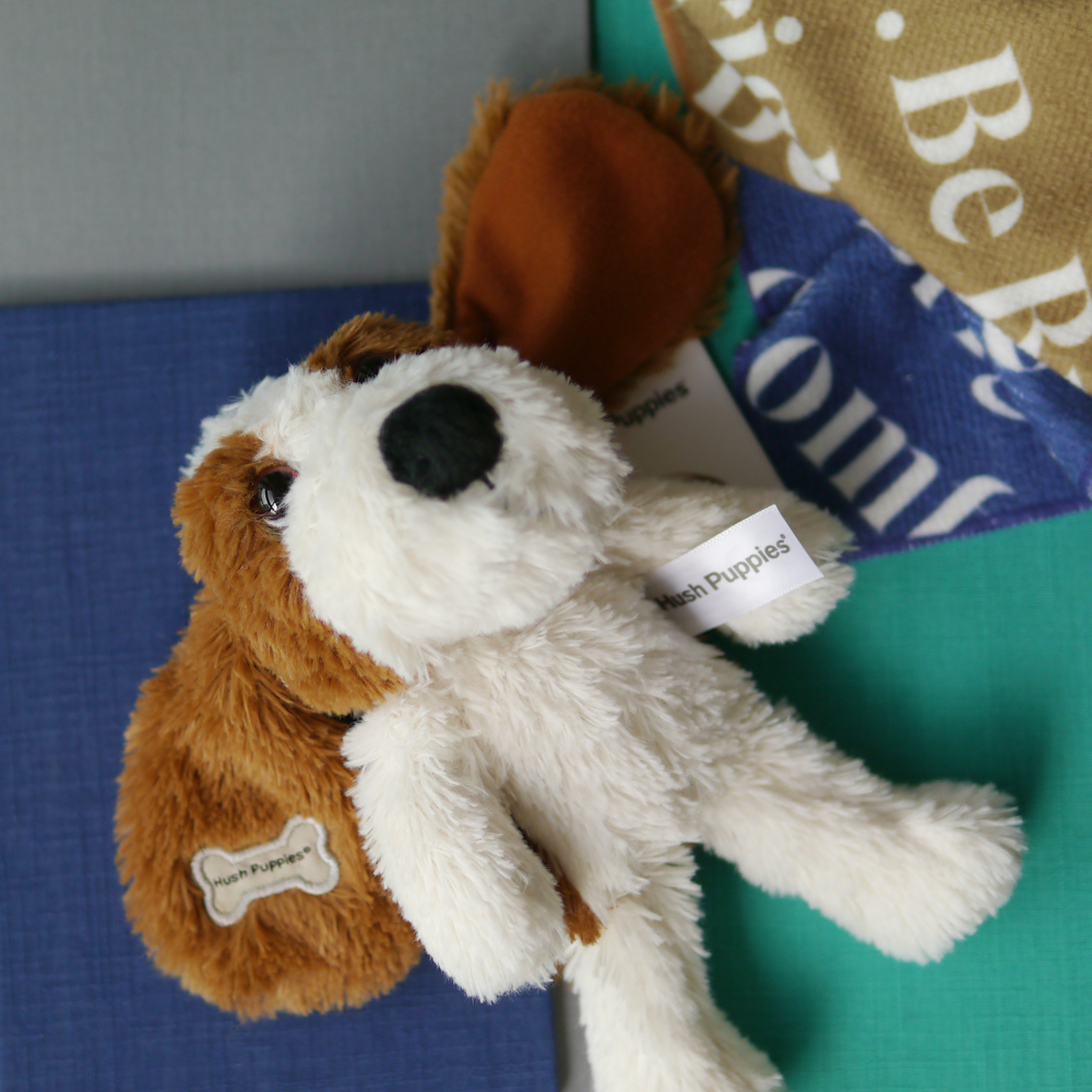 8" 裝無辜巴吉度玩偶