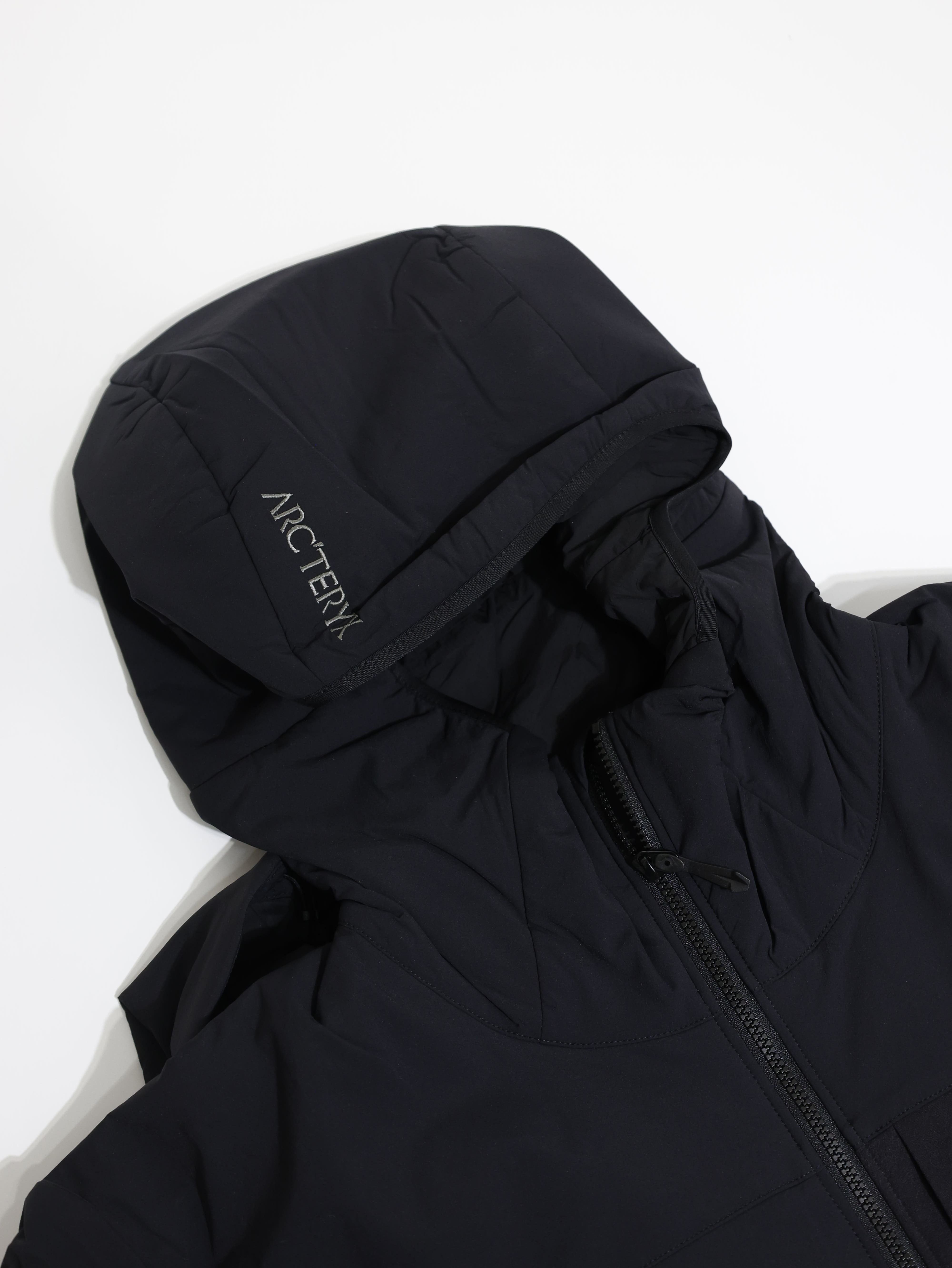 ARCTERYX 始祖鳥 男 Proton 化纖外套 X000008436