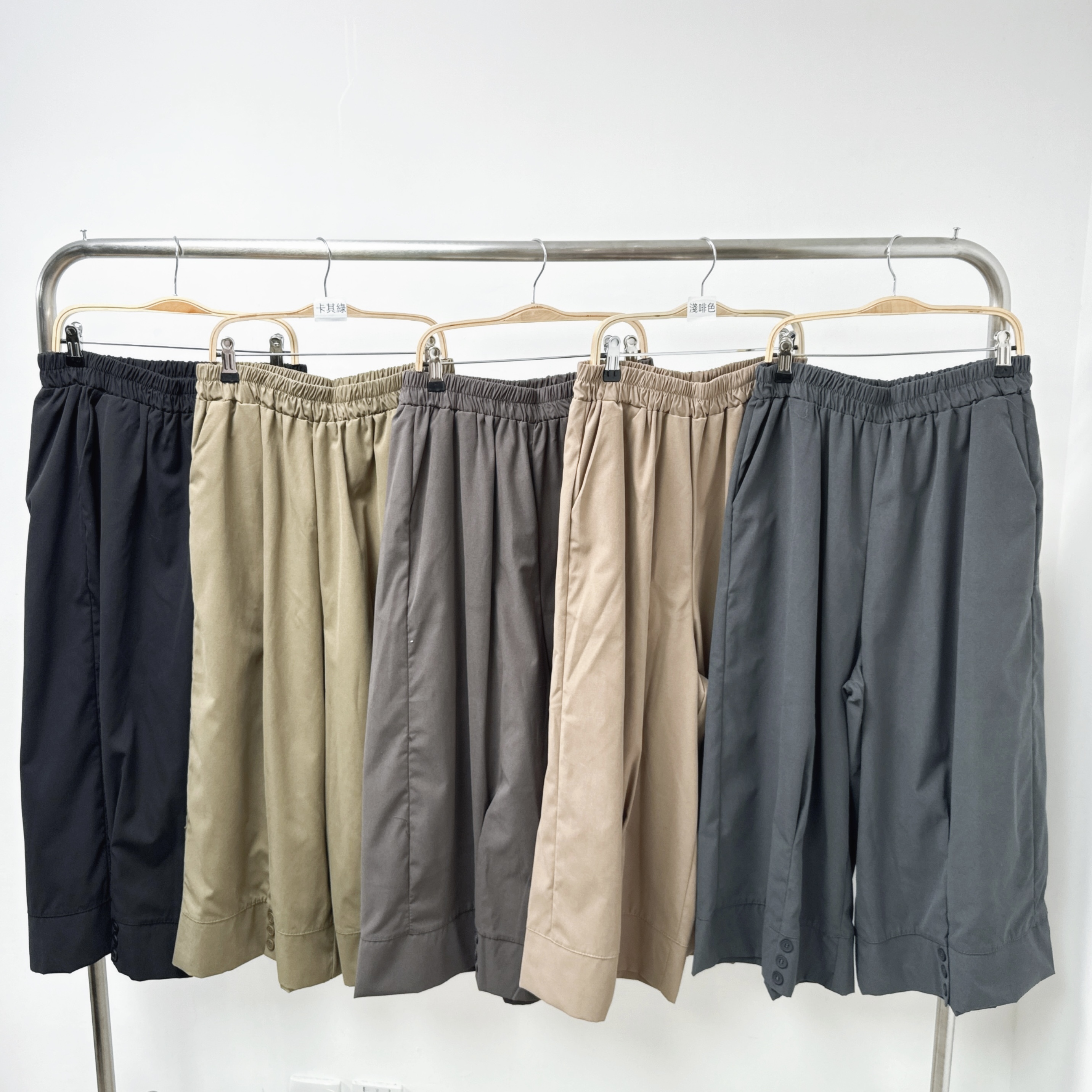 打摺排鈕褲腳8分薄絨闊褲 (S6-S10)