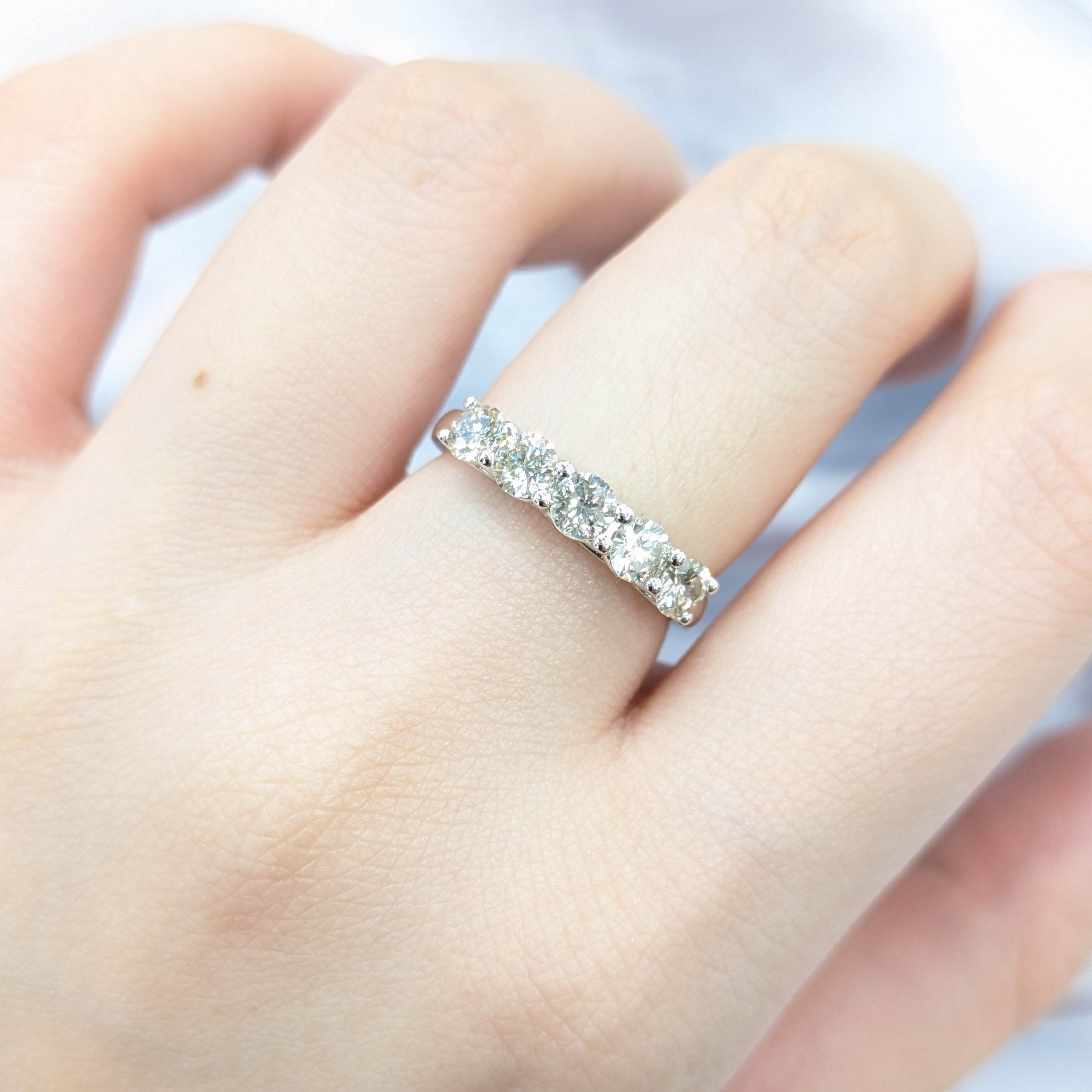 全新18K白金85份鑽石戒指