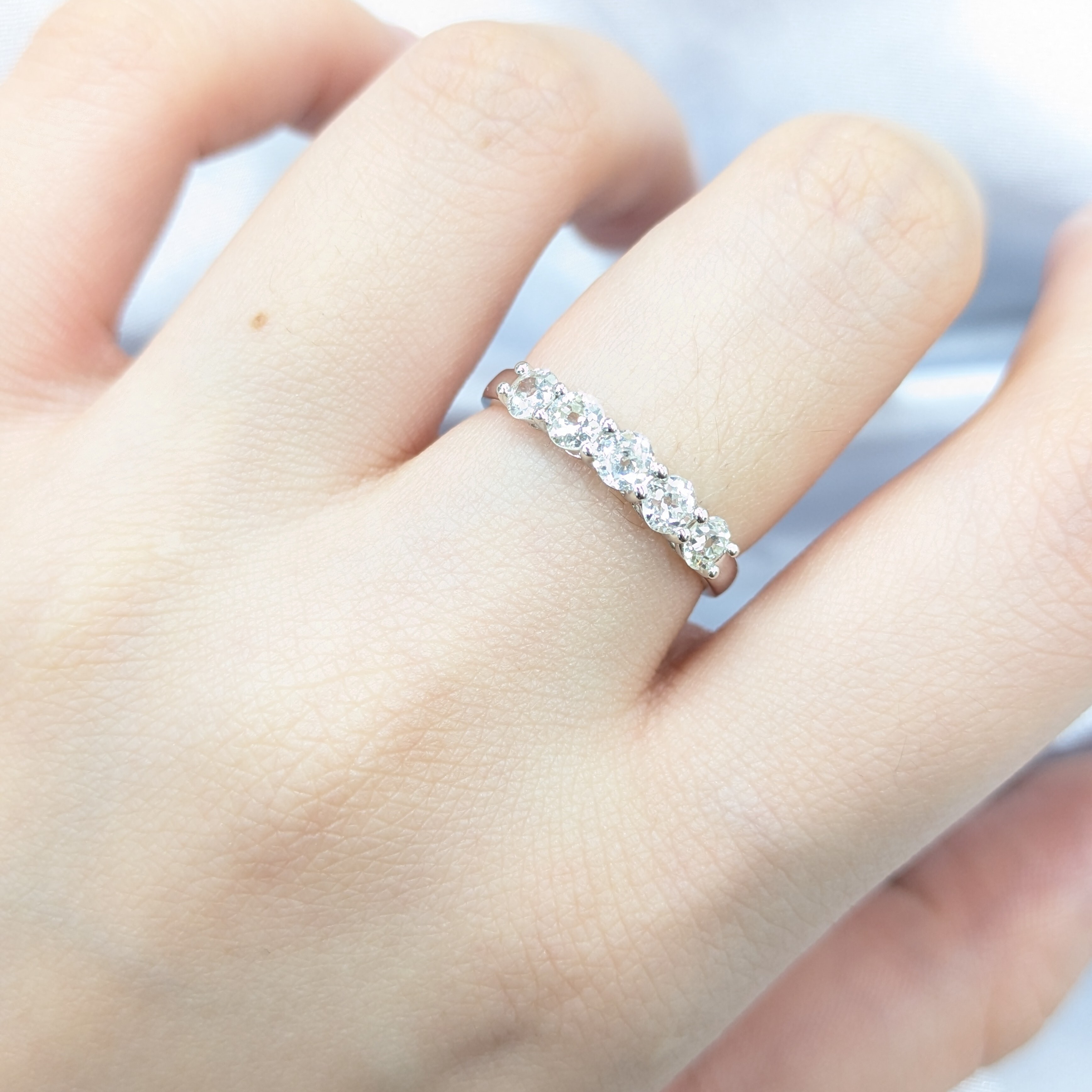 全新18K白金70份鑽石戒指