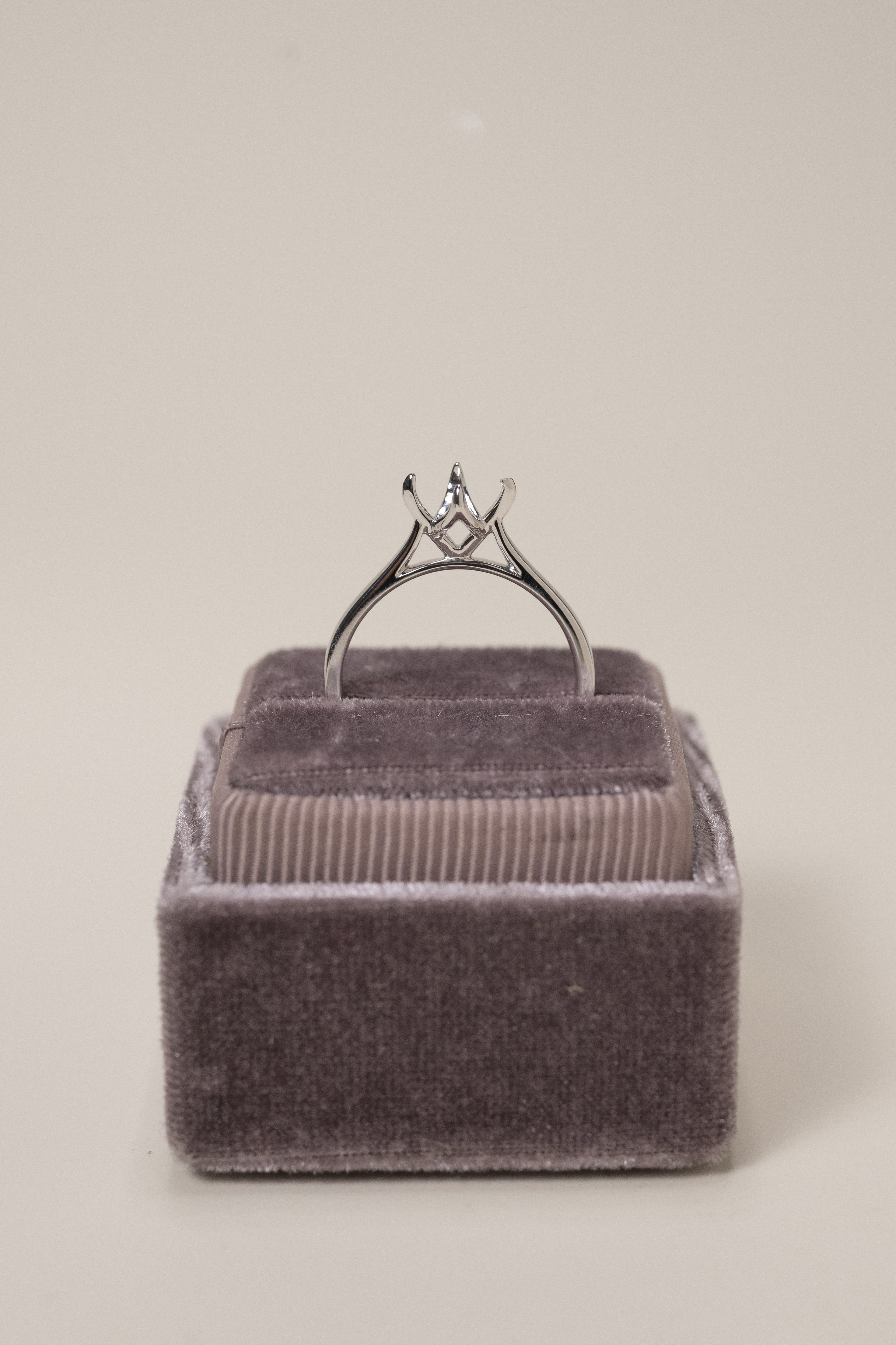 18K 1.00ct Ring Setting