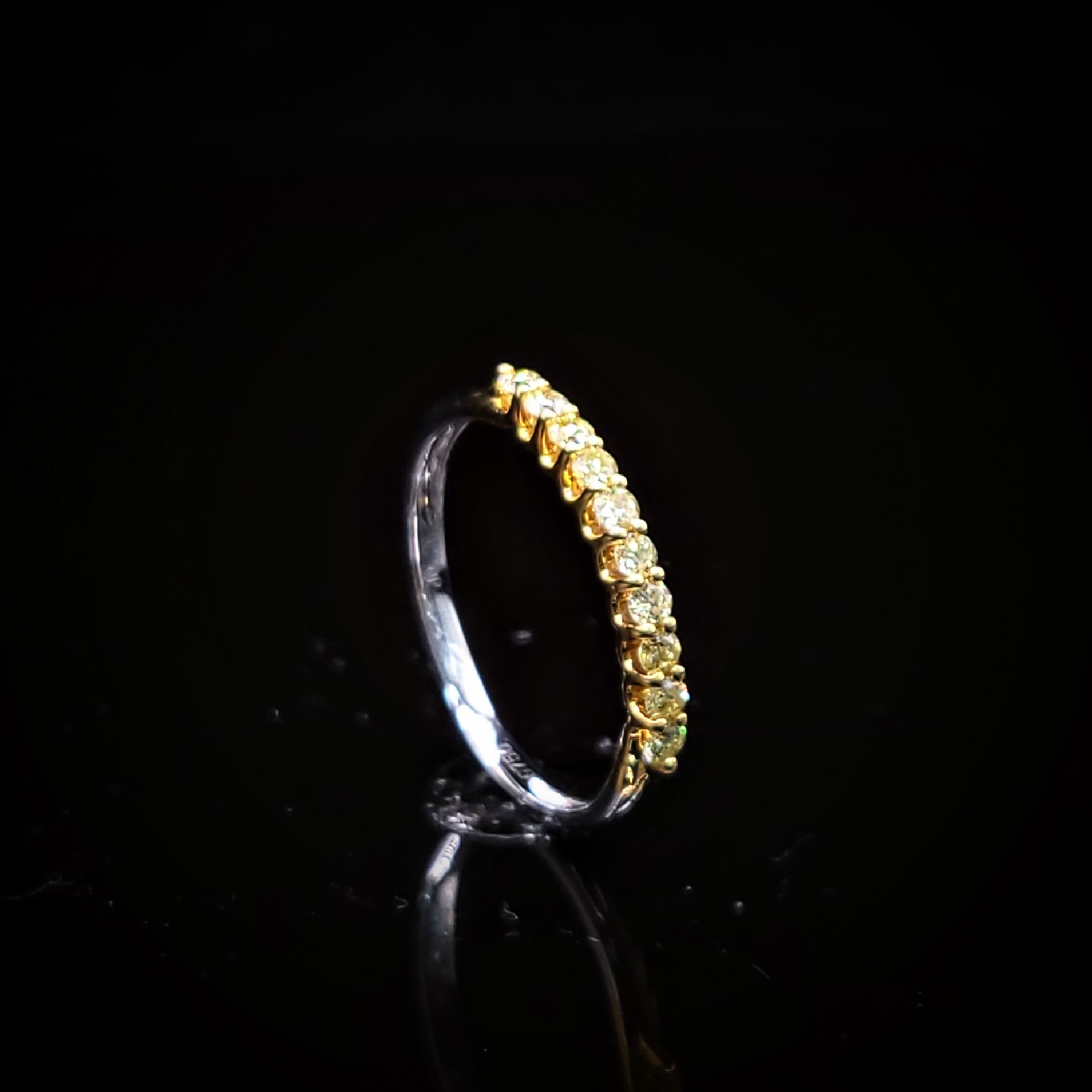 全新18K金26份彩黃鑽石戒指