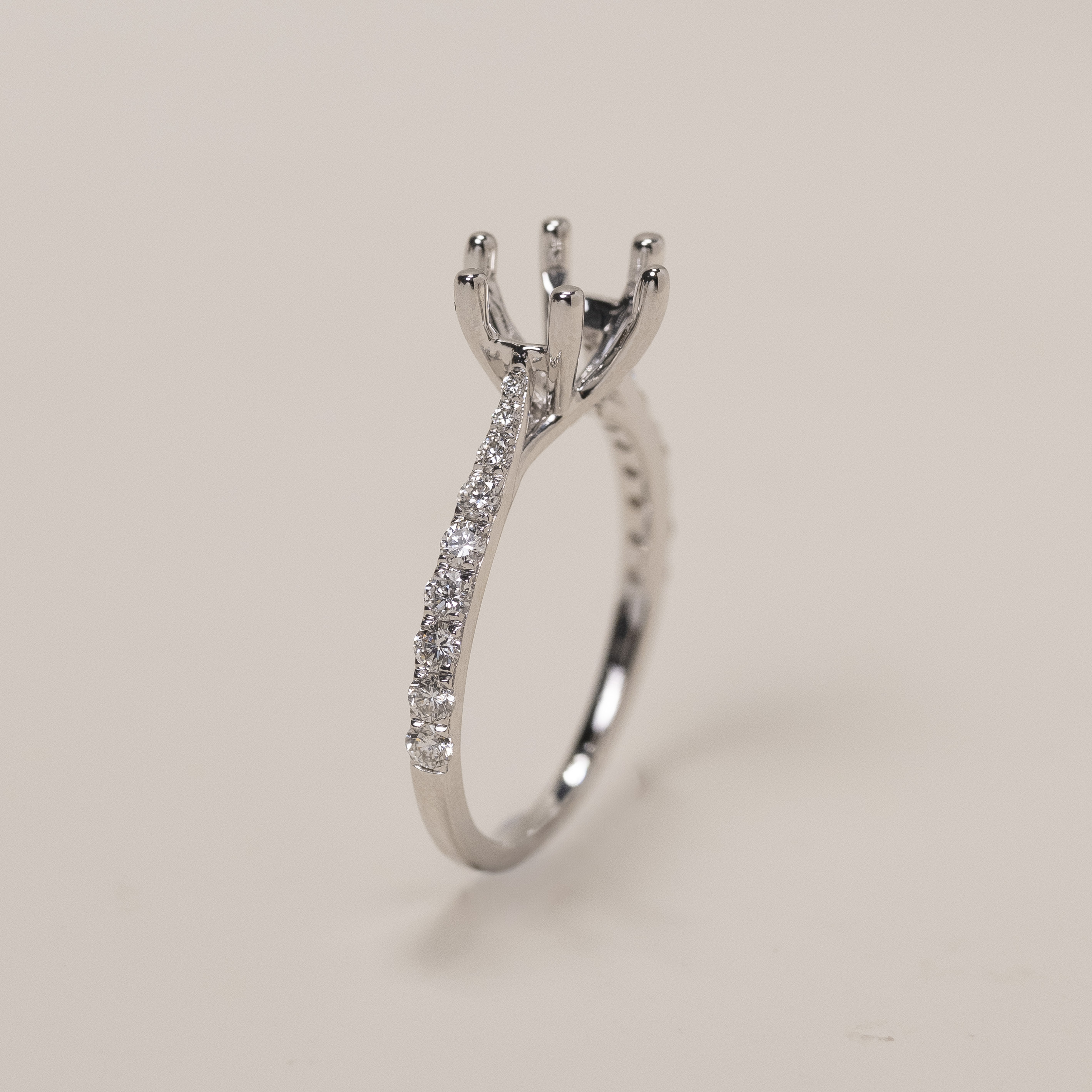 18K 1.00ct Six Prong Diamond Ring Setting