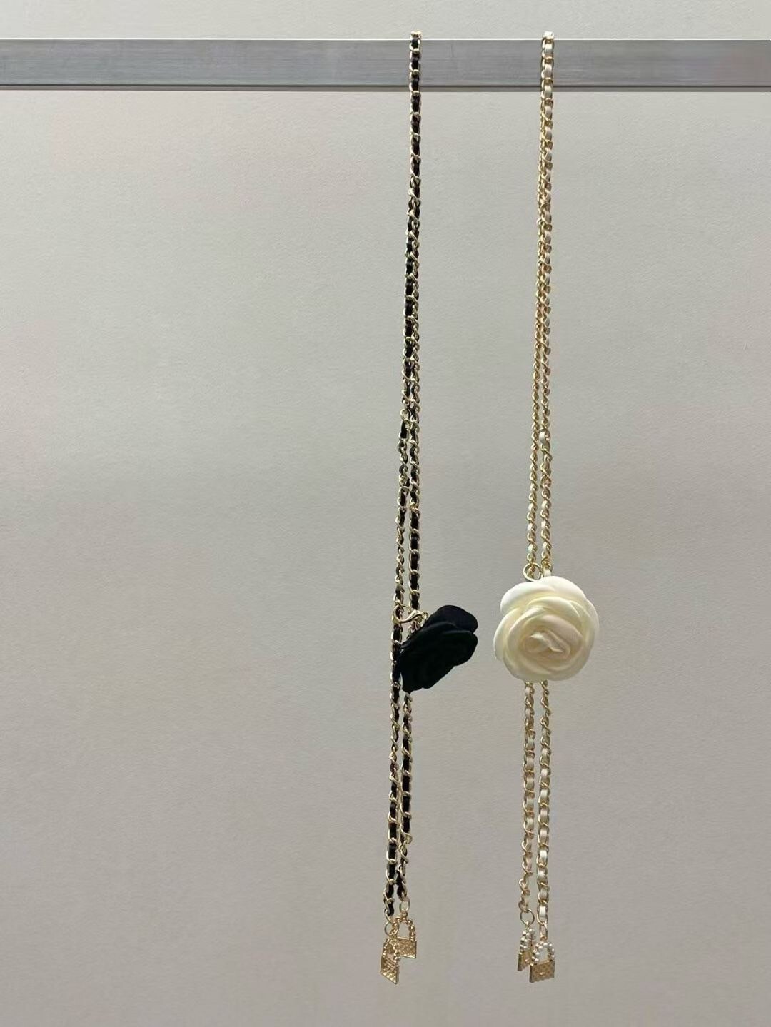 小香風皮穿鏈山茶花造型腰鍊腰帶 / 2色