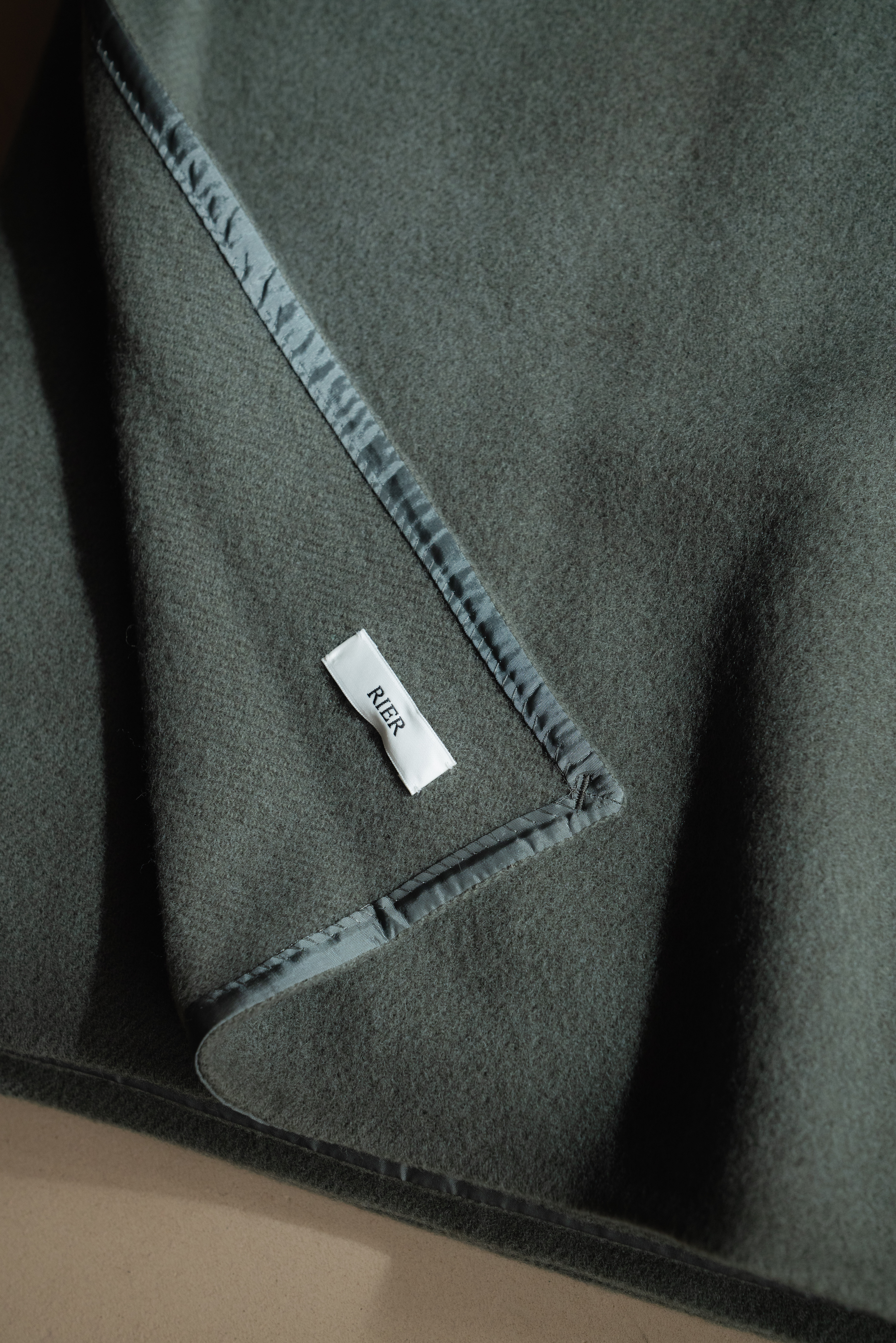 RIER FLEECE BLANKET (4COL)