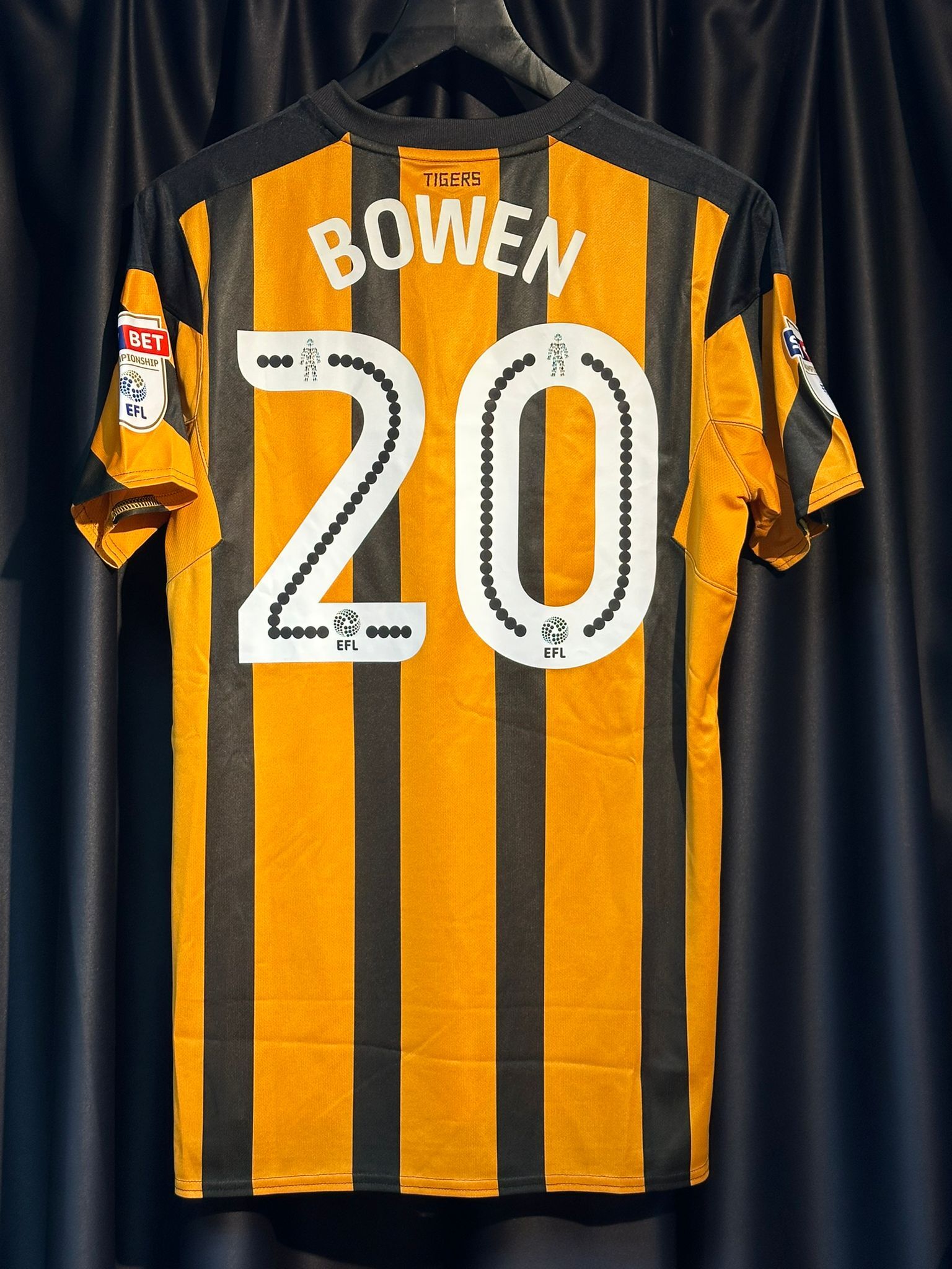 2017/2018 Hull City Home Shirt #20 BOWEN (Brand New  / 10/10 )