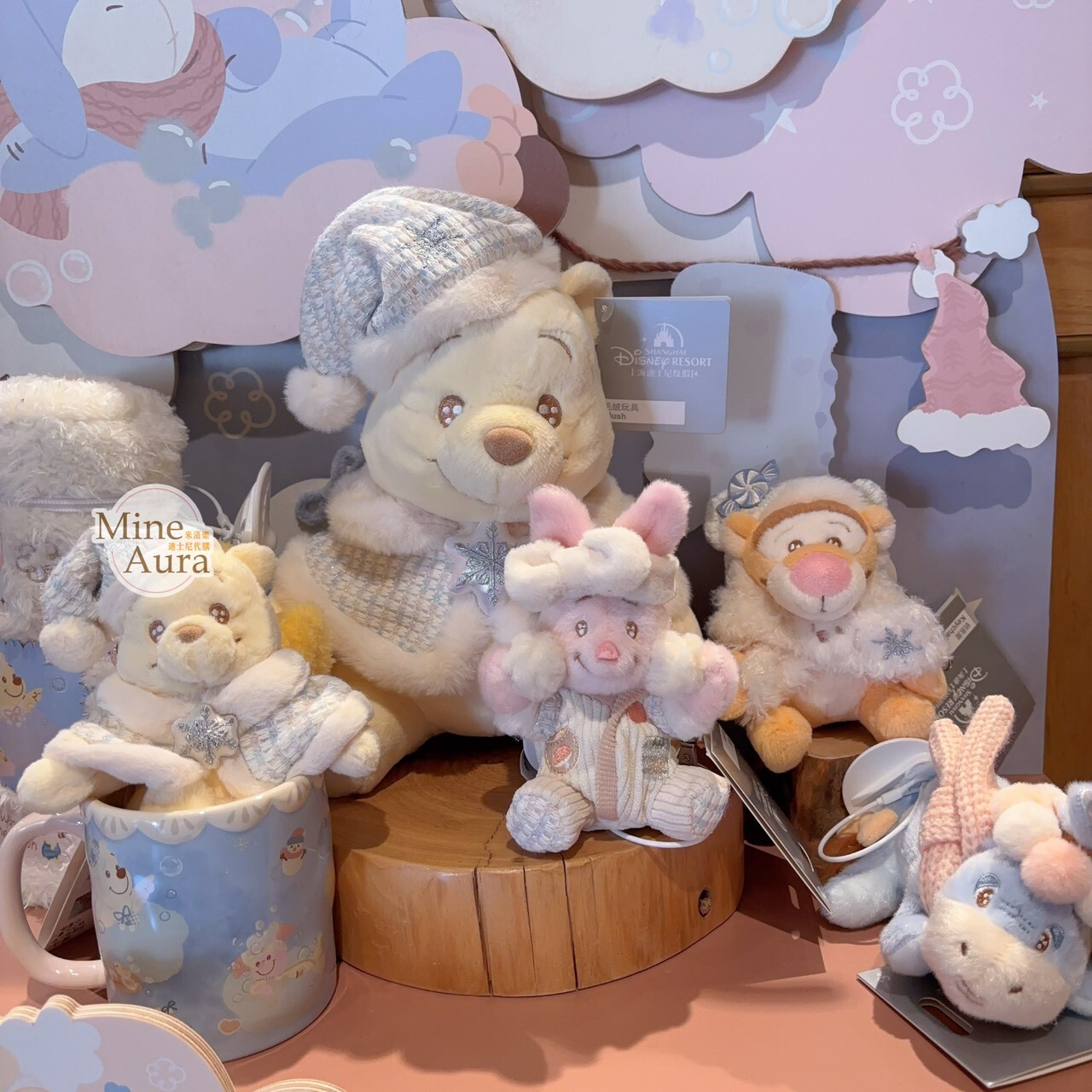 2025 小熊維尼和朋友們 居家系列 屹耳 Eeyore 絨毛 鑰匙圈 吊飾 小熊維尼 Winnie the Pooh -上海迪士尼樂園