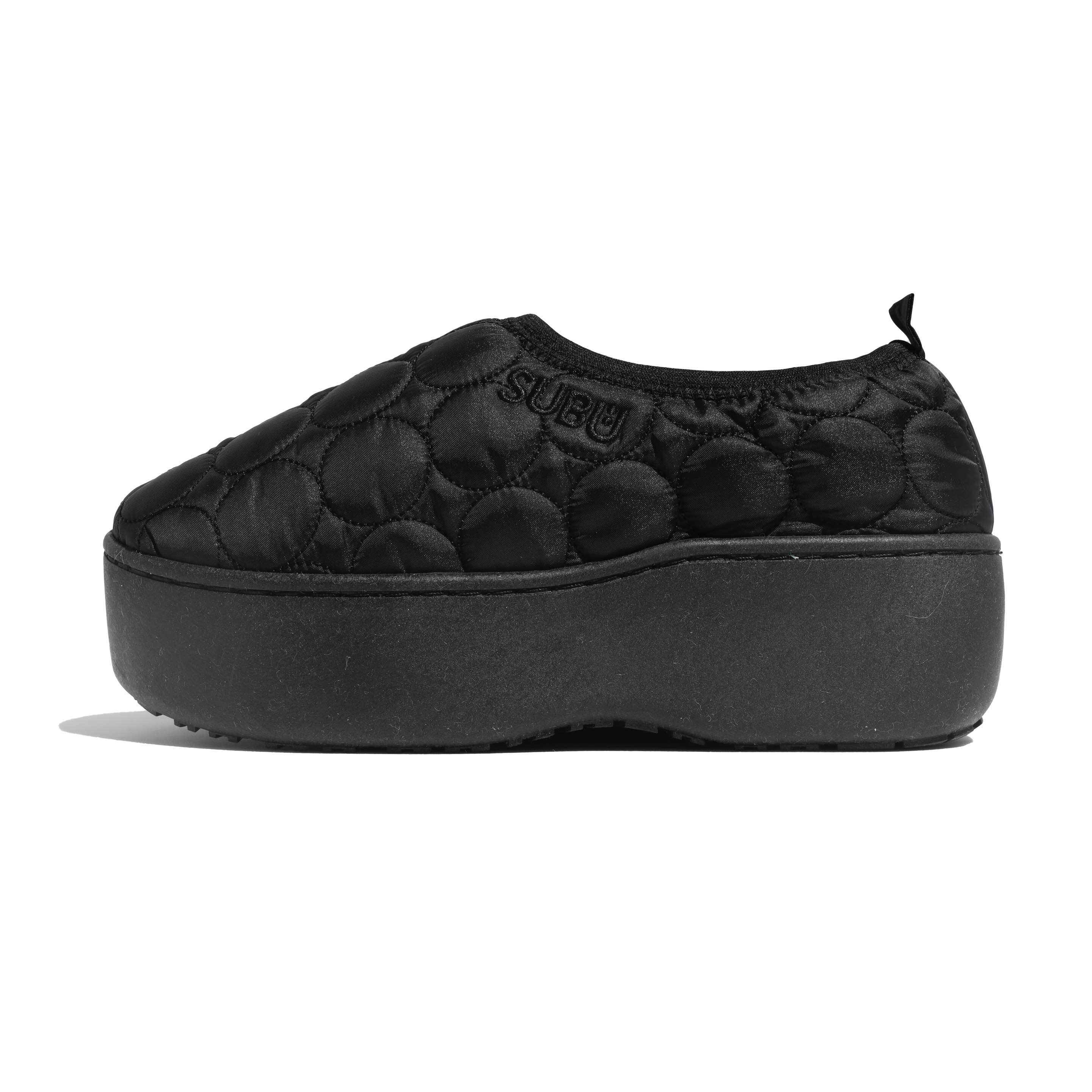SUBU｜Vamp Platform Circle "Black"