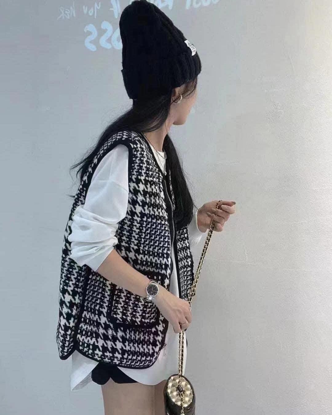 【時髦兩面穿的千鳥格QQ毛背心】（現貨）