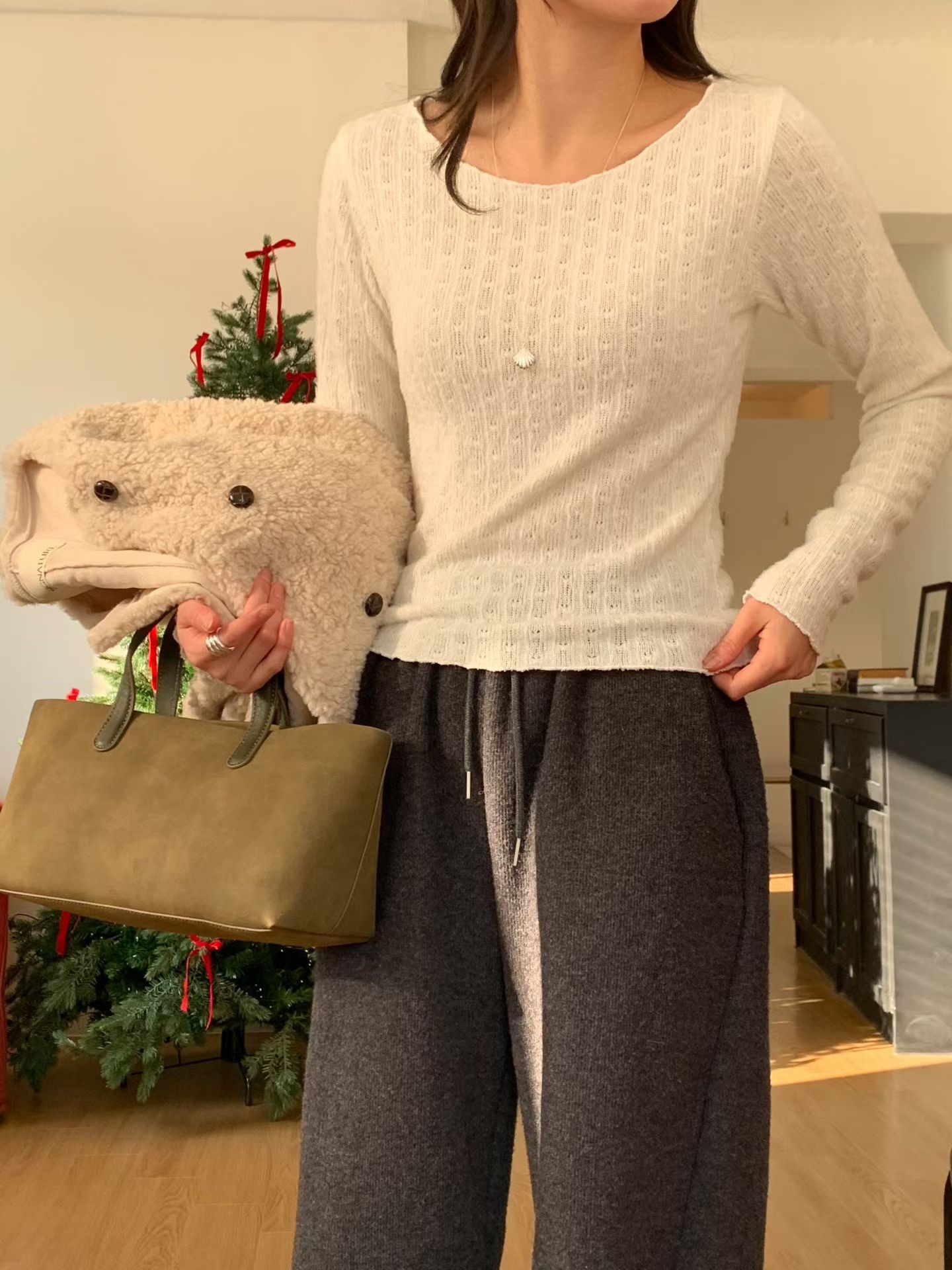 Like milk smooth long tee