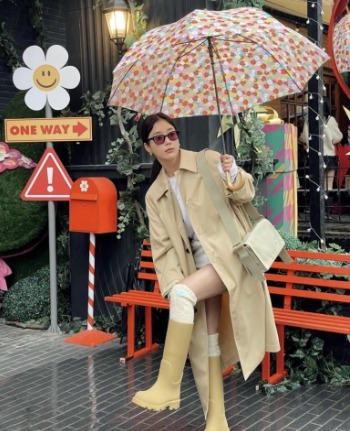 【預購】Burberry  Slip-On Rain Boots K1128810 (黃色)