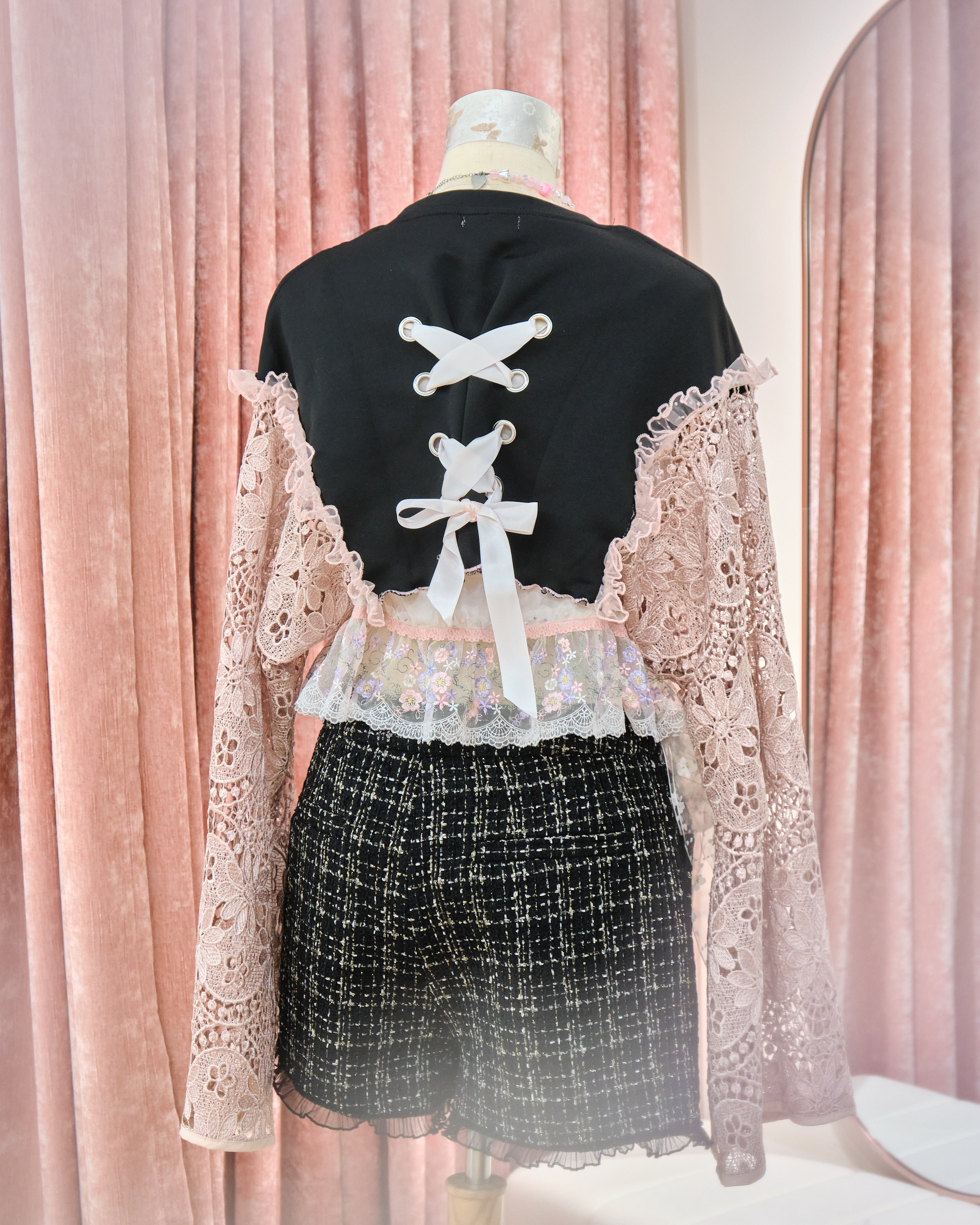 13212 Angel's Heart Lace Bib Cropped Sweater