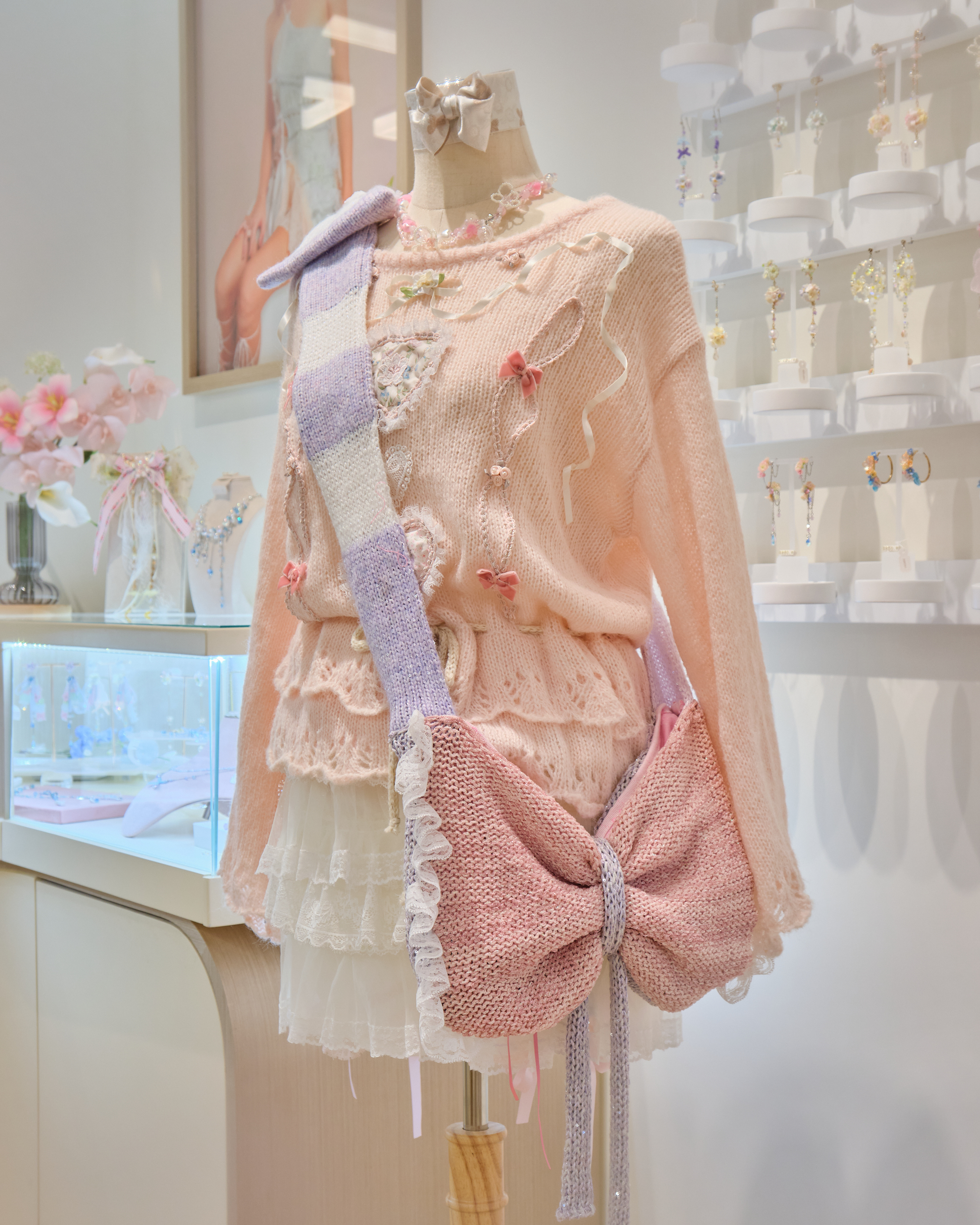 13183 Hand Knitted Frost-Knot Woven-Butterfly Shoulder Pouch