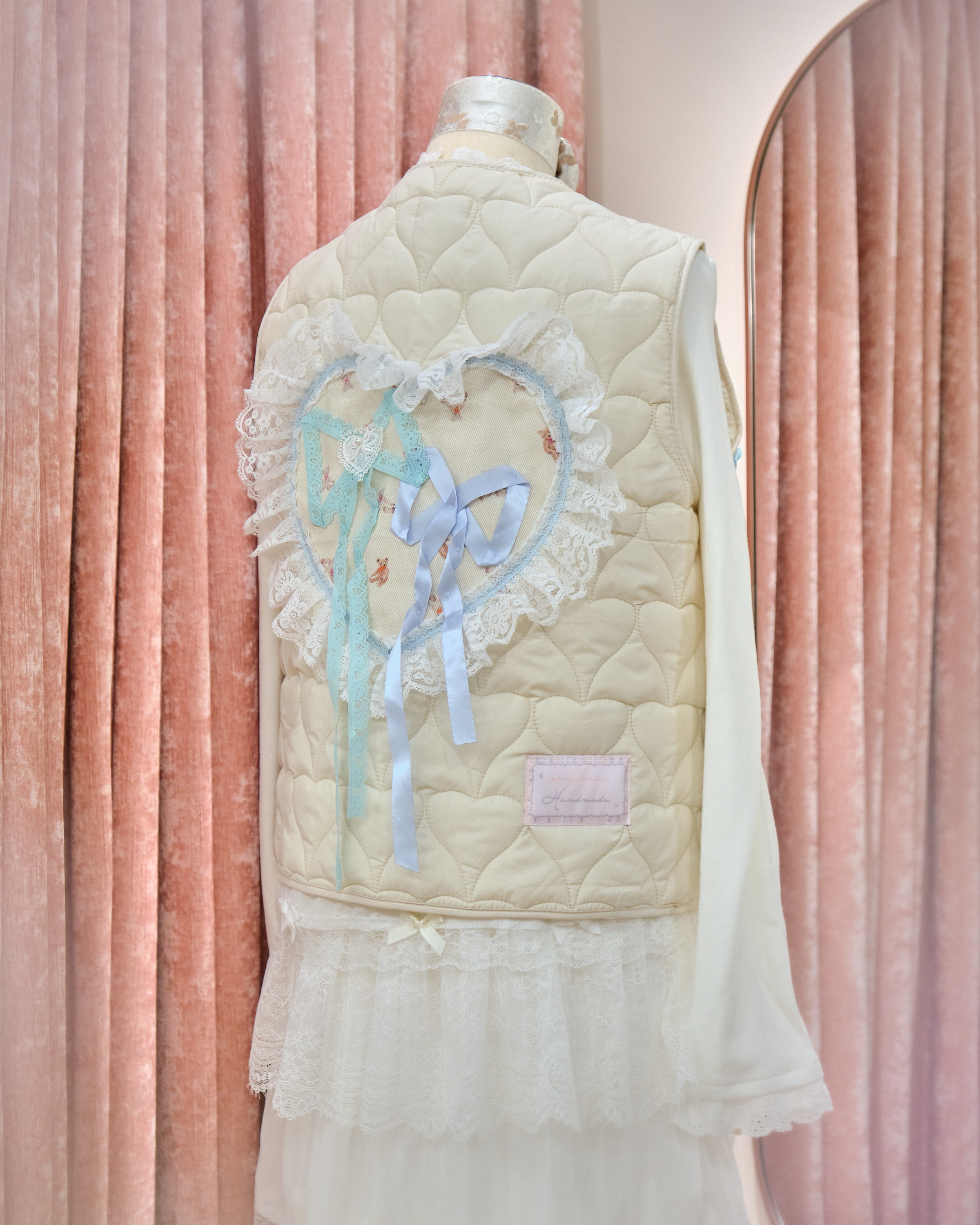 13151 Coquette Floral Quilted Heart-Back Vest Jacket