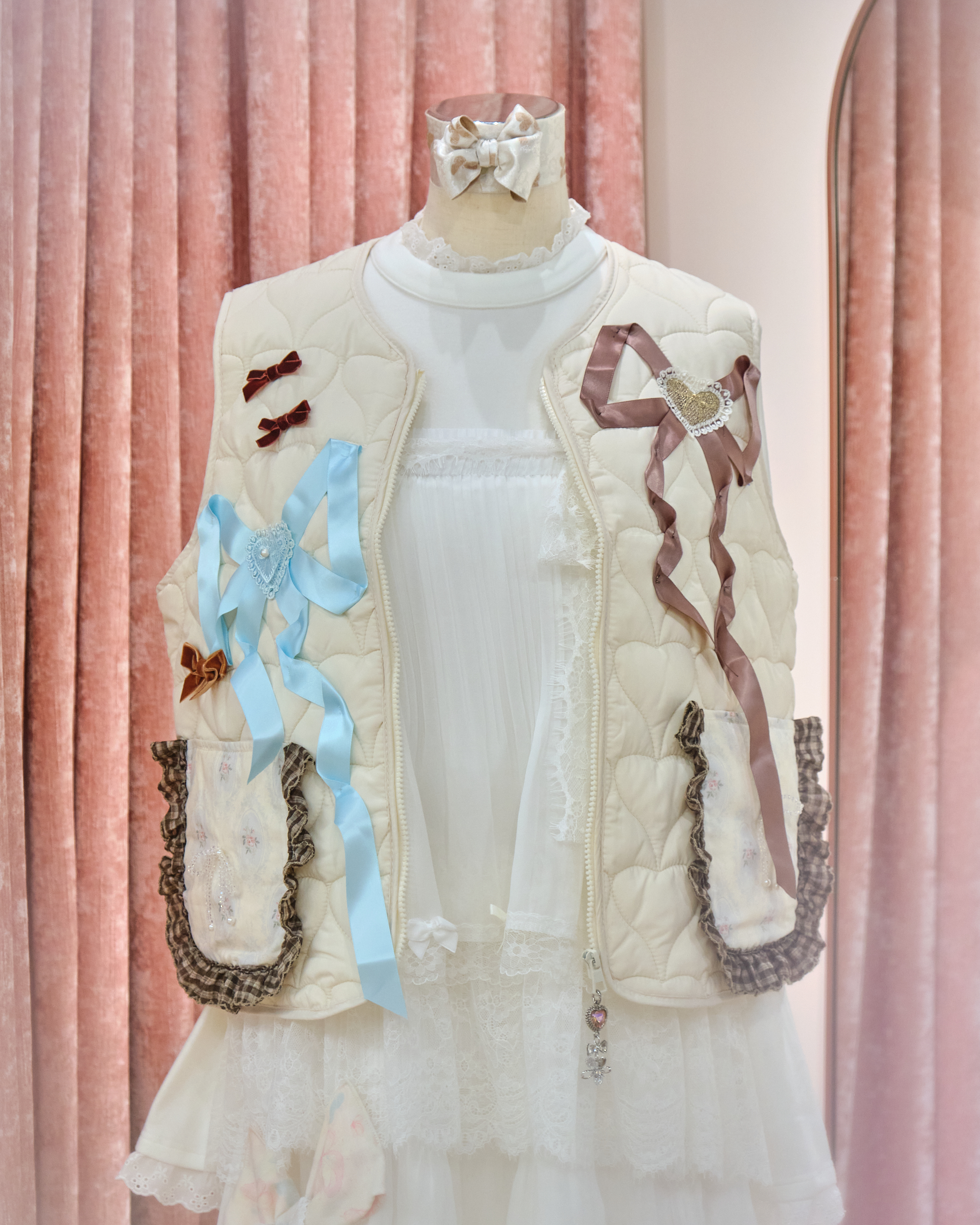 13151 Coquette Floral Quilted Heart-Back Vest Jacket