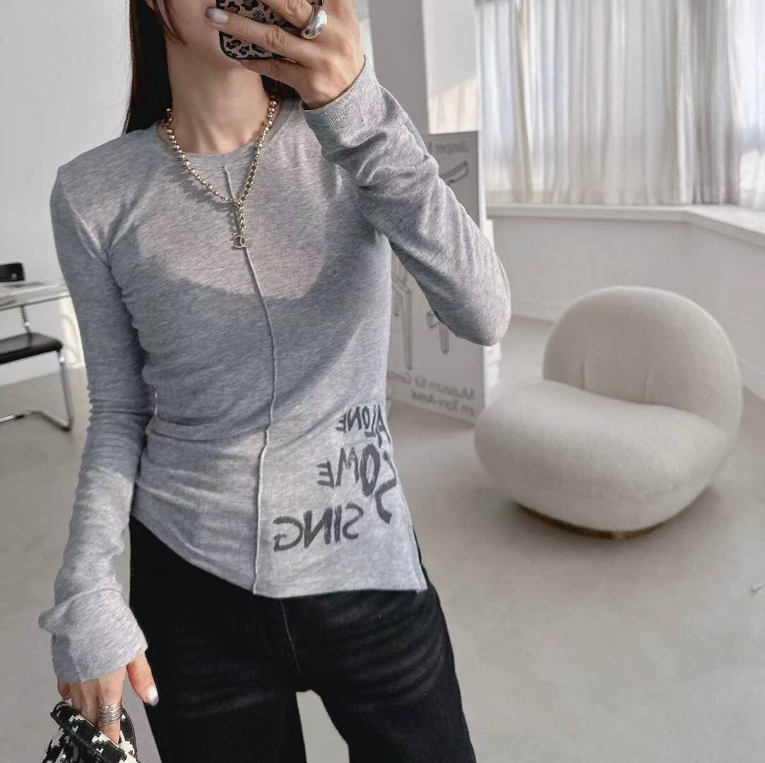 斜下擺印字貼身上衣